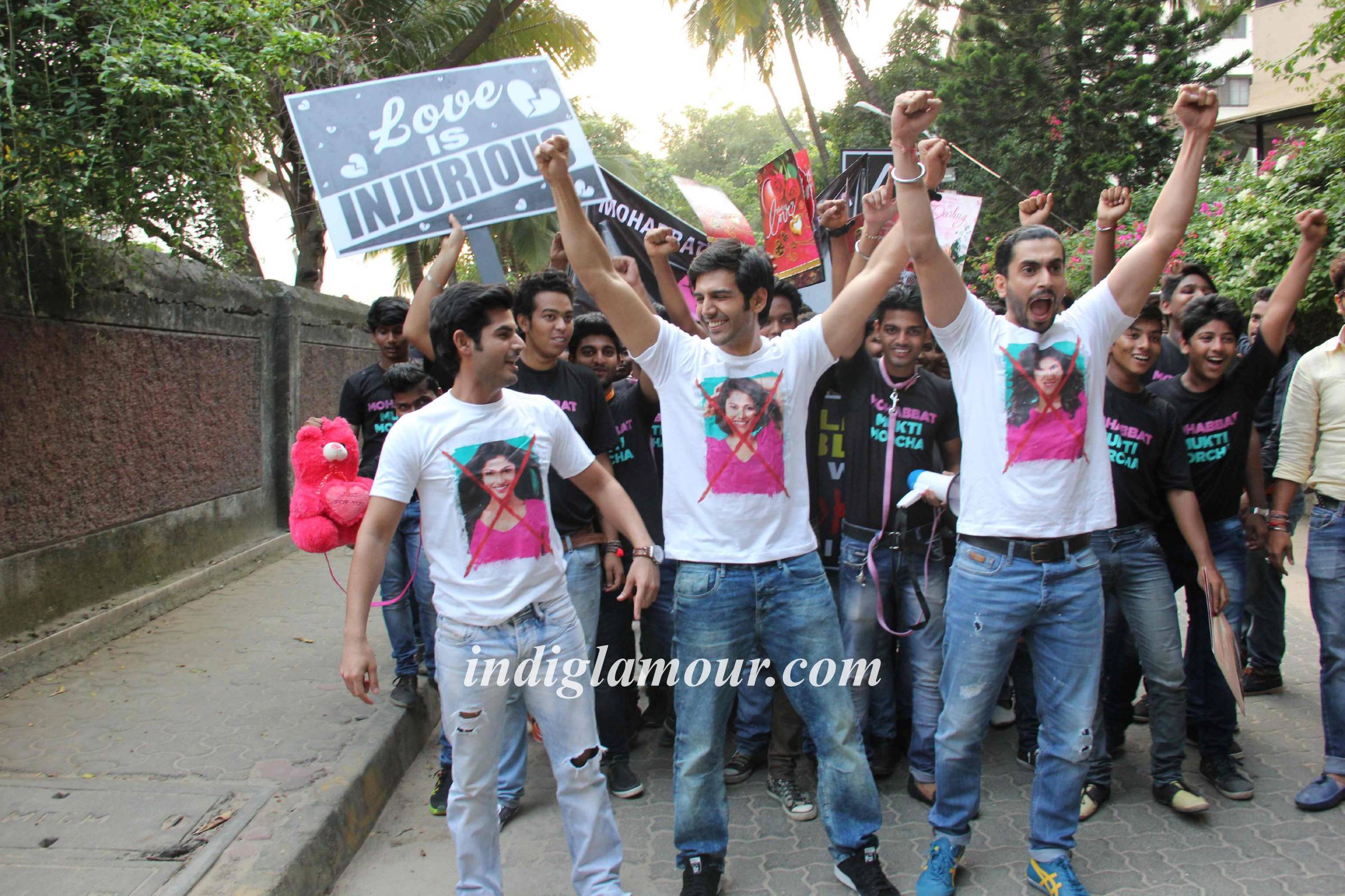 Mohabbat Mukti Morcha with Star Cast of Pyaar Ka Punchnama 2 Event hd photo