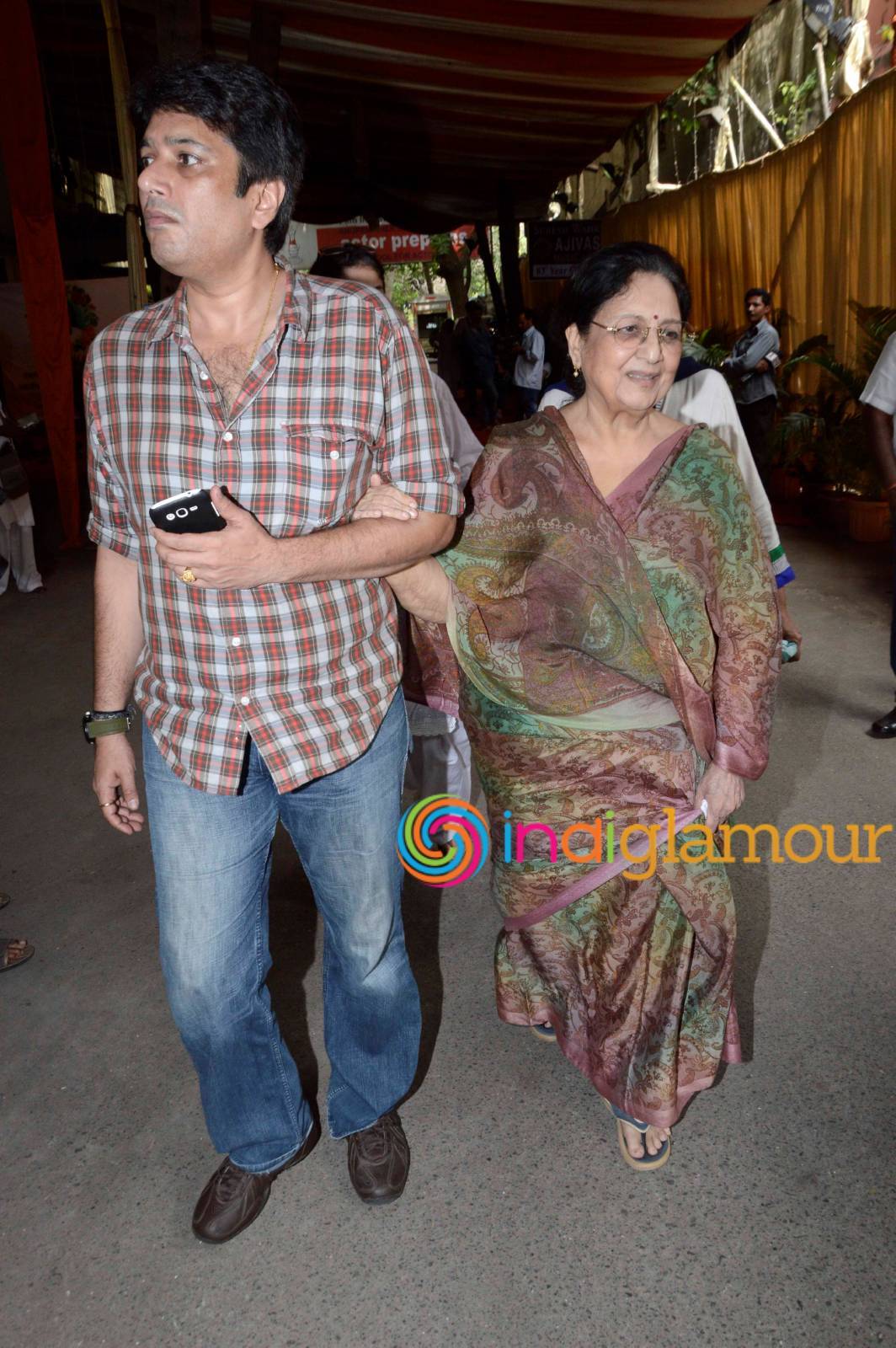 Funeral of Music Composer Ravindra Jain Event hd photo