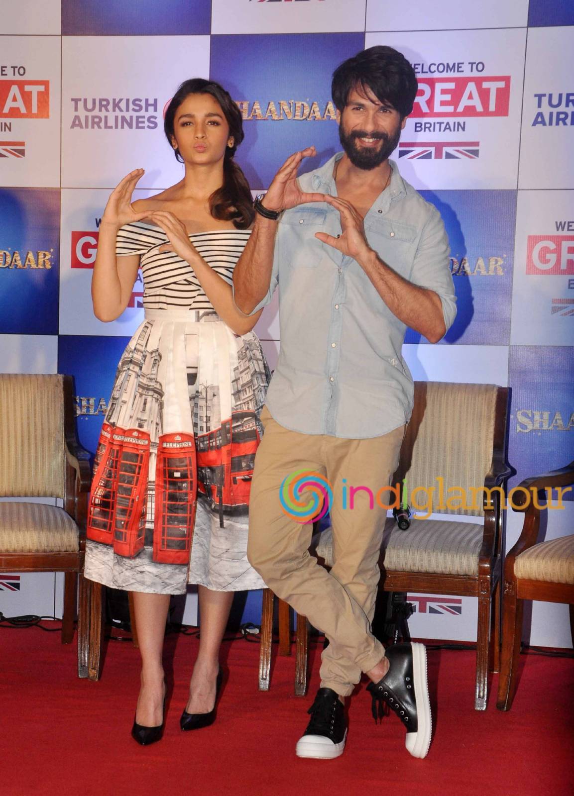 Shahid Kapoor and Alia Bhatt Promotes Tourism in Britain for Promotion of Film Shaandaar Event hd photo