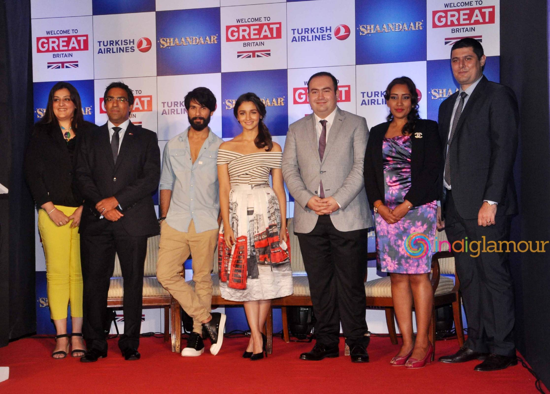Shahid Kapoor and Alia Bhatt Promotes Tourism in Britain for Promotion of Film Shaandaar Event hd photo