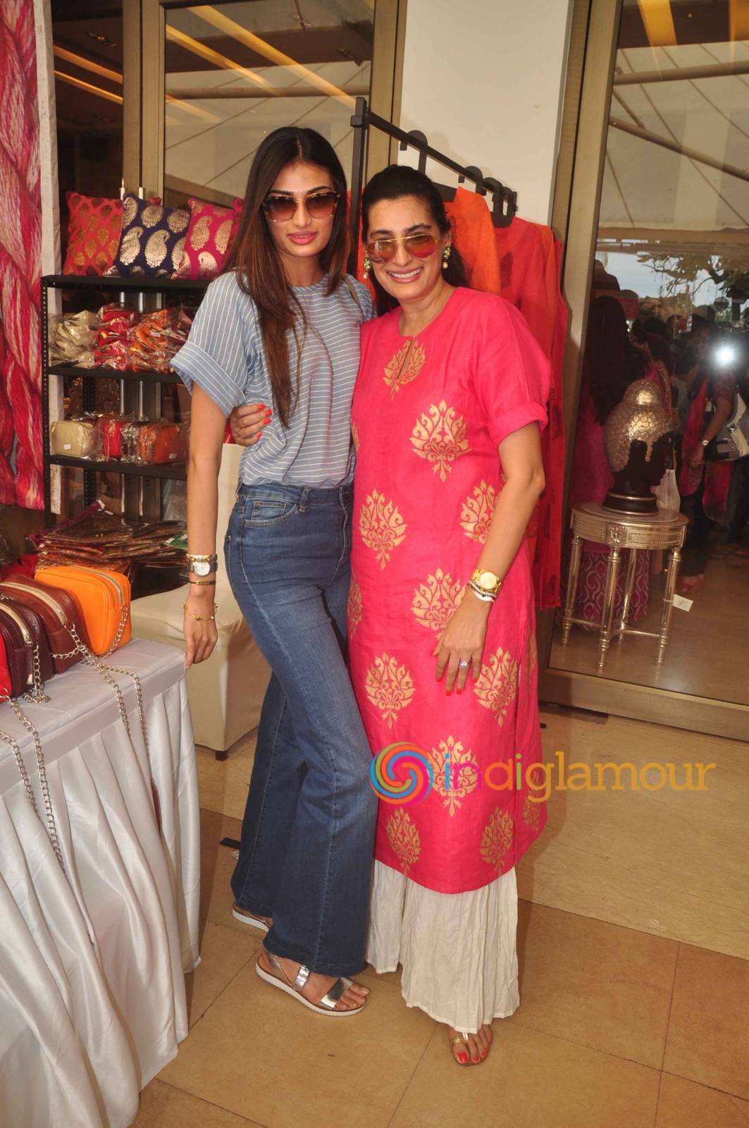 Mana Shetty Hosted The Araaish Exhibition 2015 Event hd photo