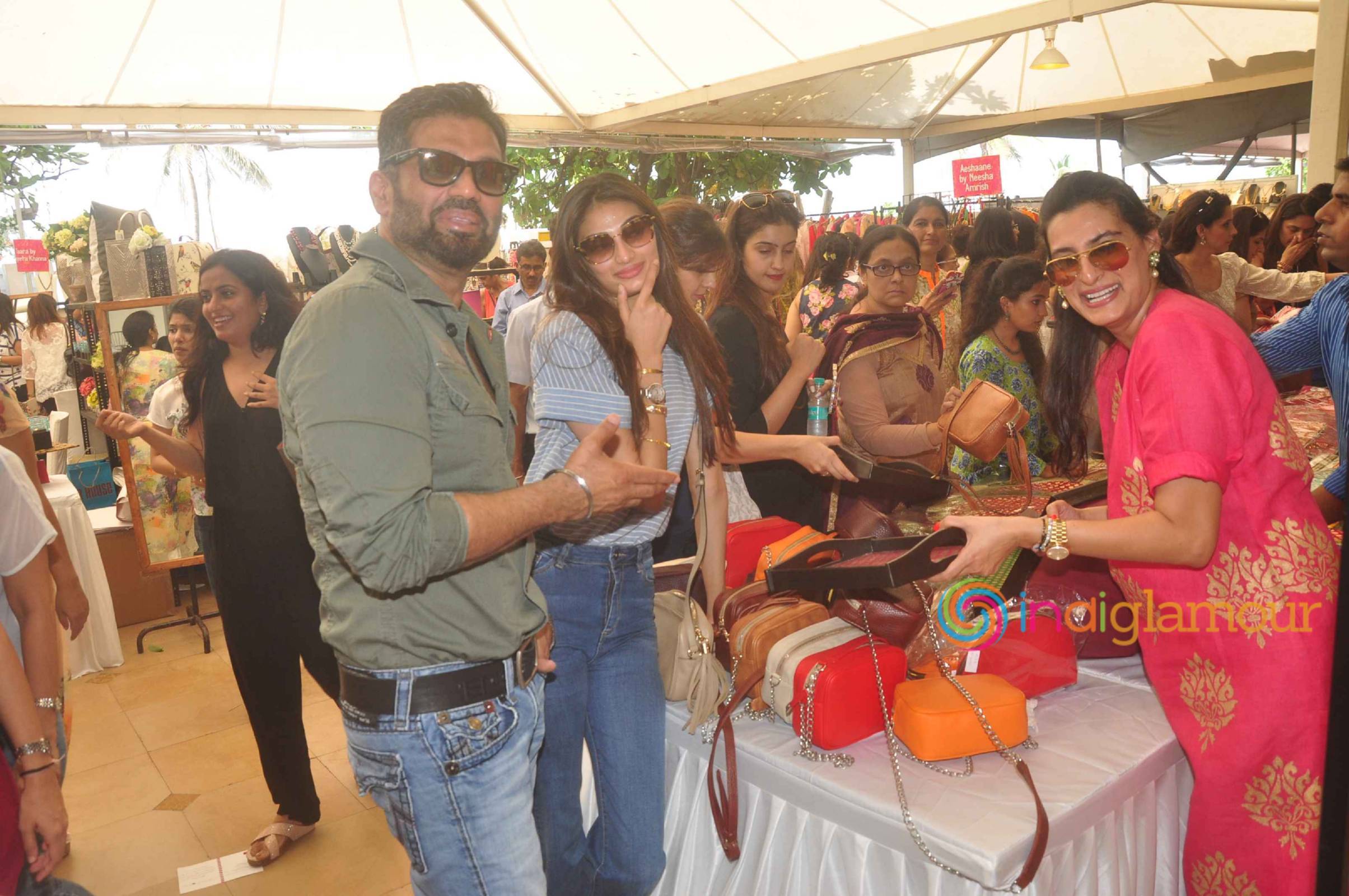 Mana Shetty Hosted The Araaish Exhibition 2015 Event hd photo