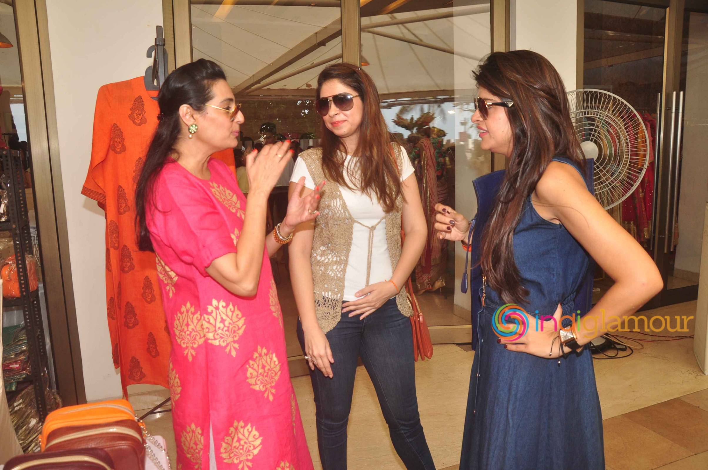 Mana Shetty Hosted The Araaish Exhibition 2015 Event hd photo