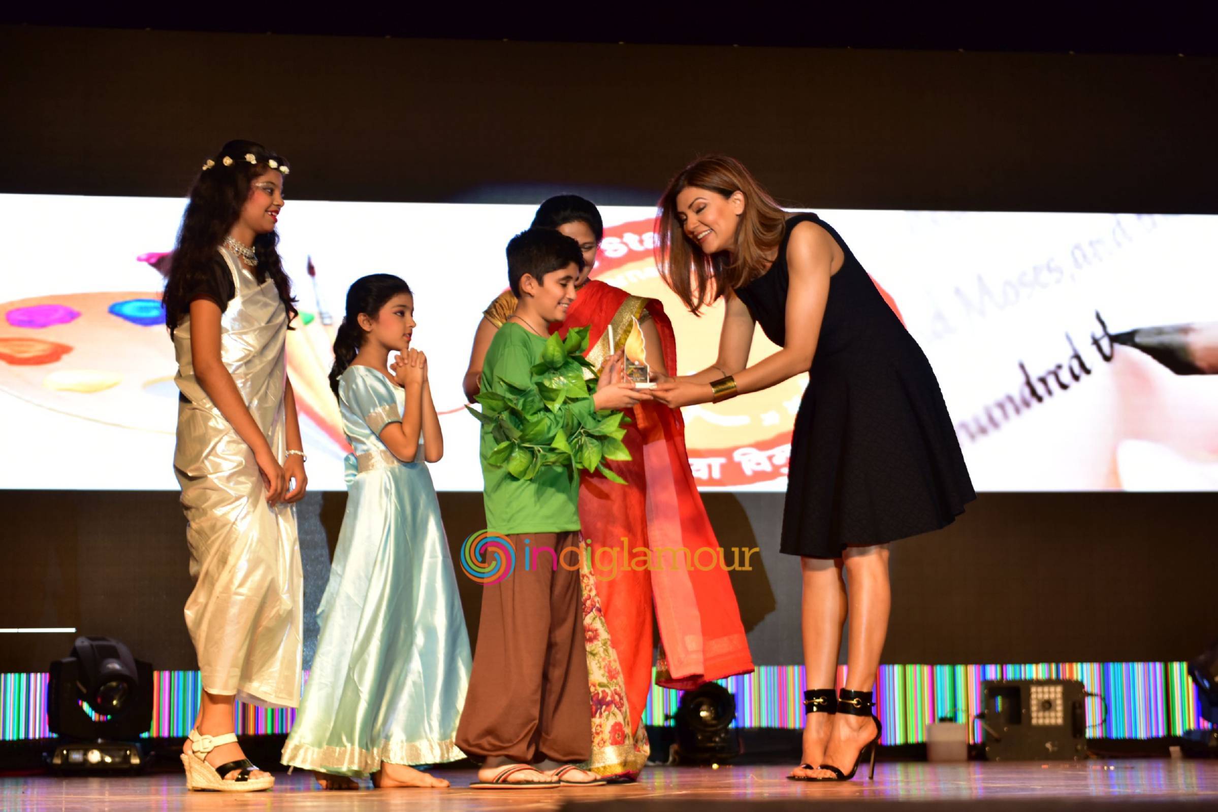 Sushmita Sen at Birla Matoshree School Event Event hd photo
