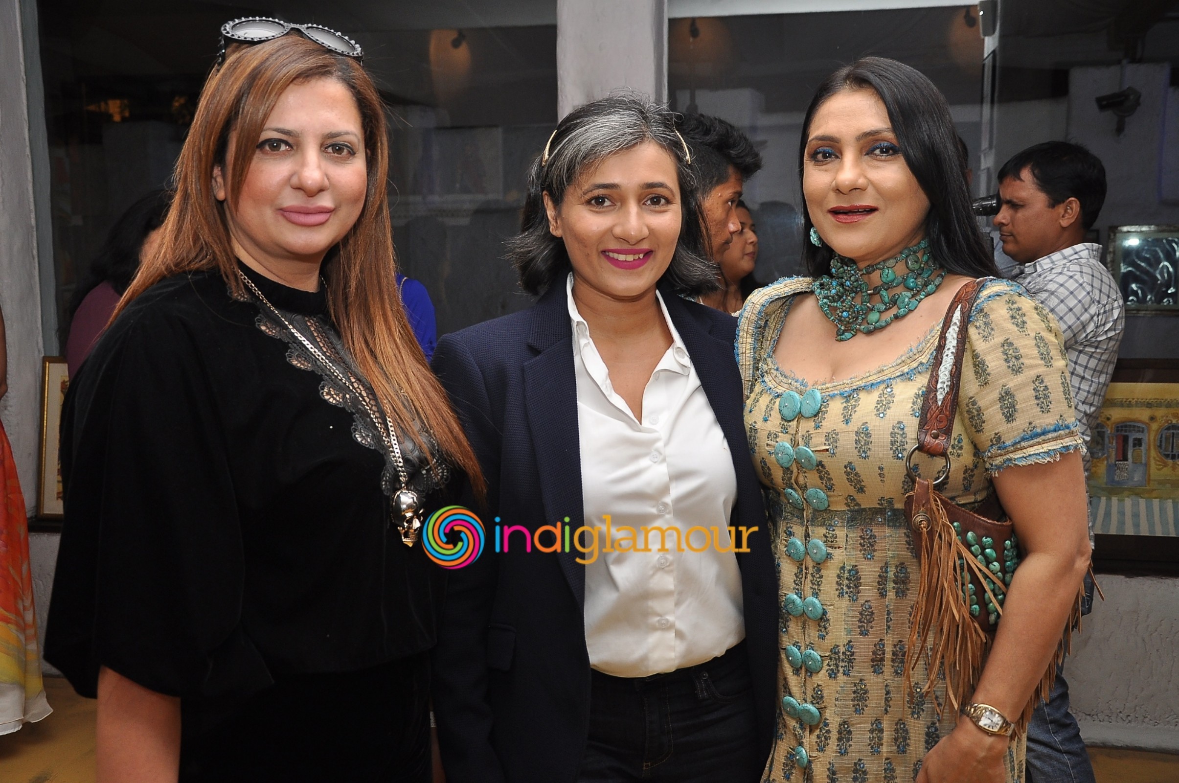 Rouble Nagi Art Foundation Show by Underprivileged Kids at Olive Bar Event hd photo