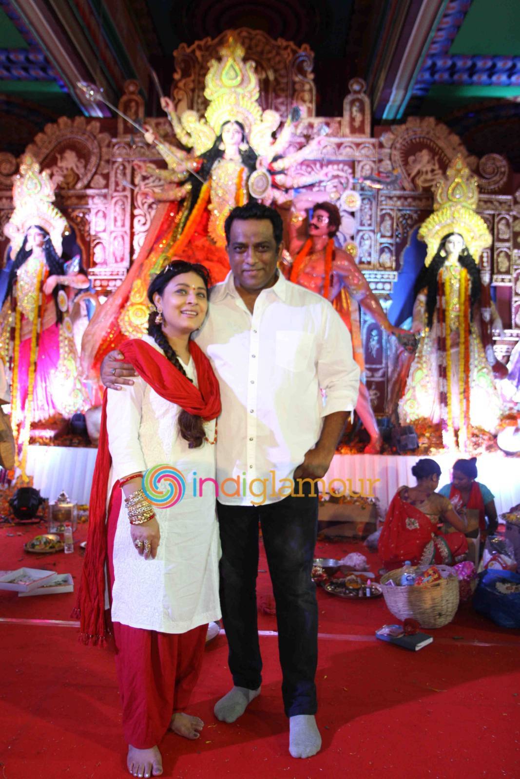 Kajol with Family Celebrates Durga Puja Event hd photo