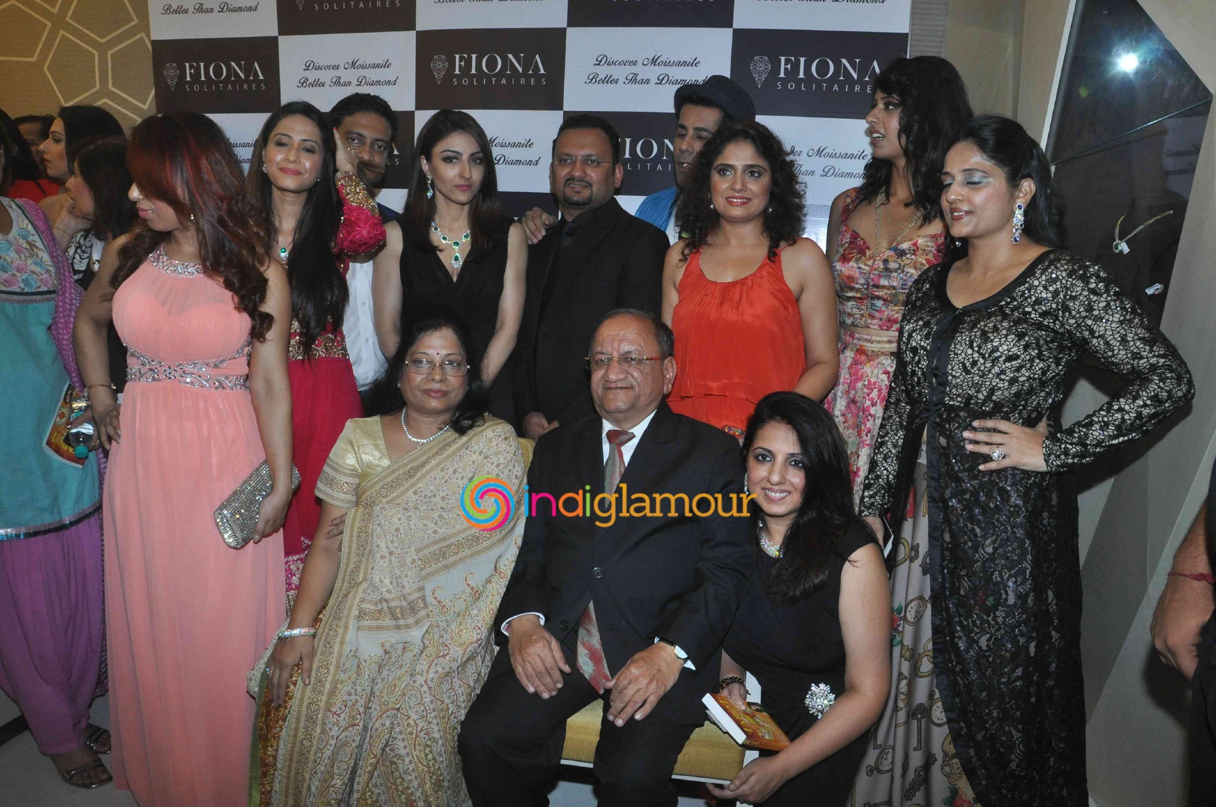 Soha Ali Khan Inagurates Fiona Solitaires Store Event hd photo
