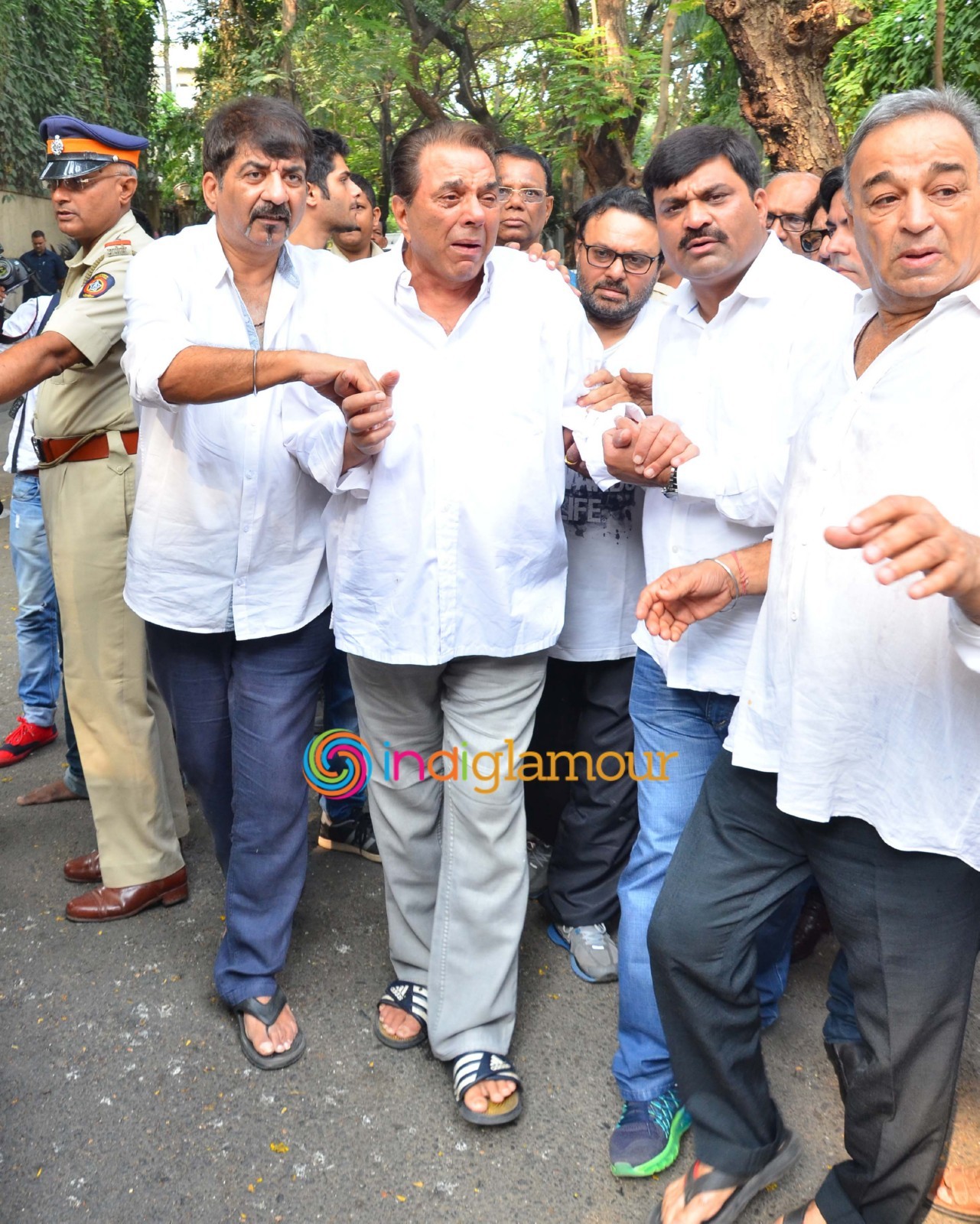 Funeral of Abhay Deol's Father Ajit Singh Deol Event hd photo