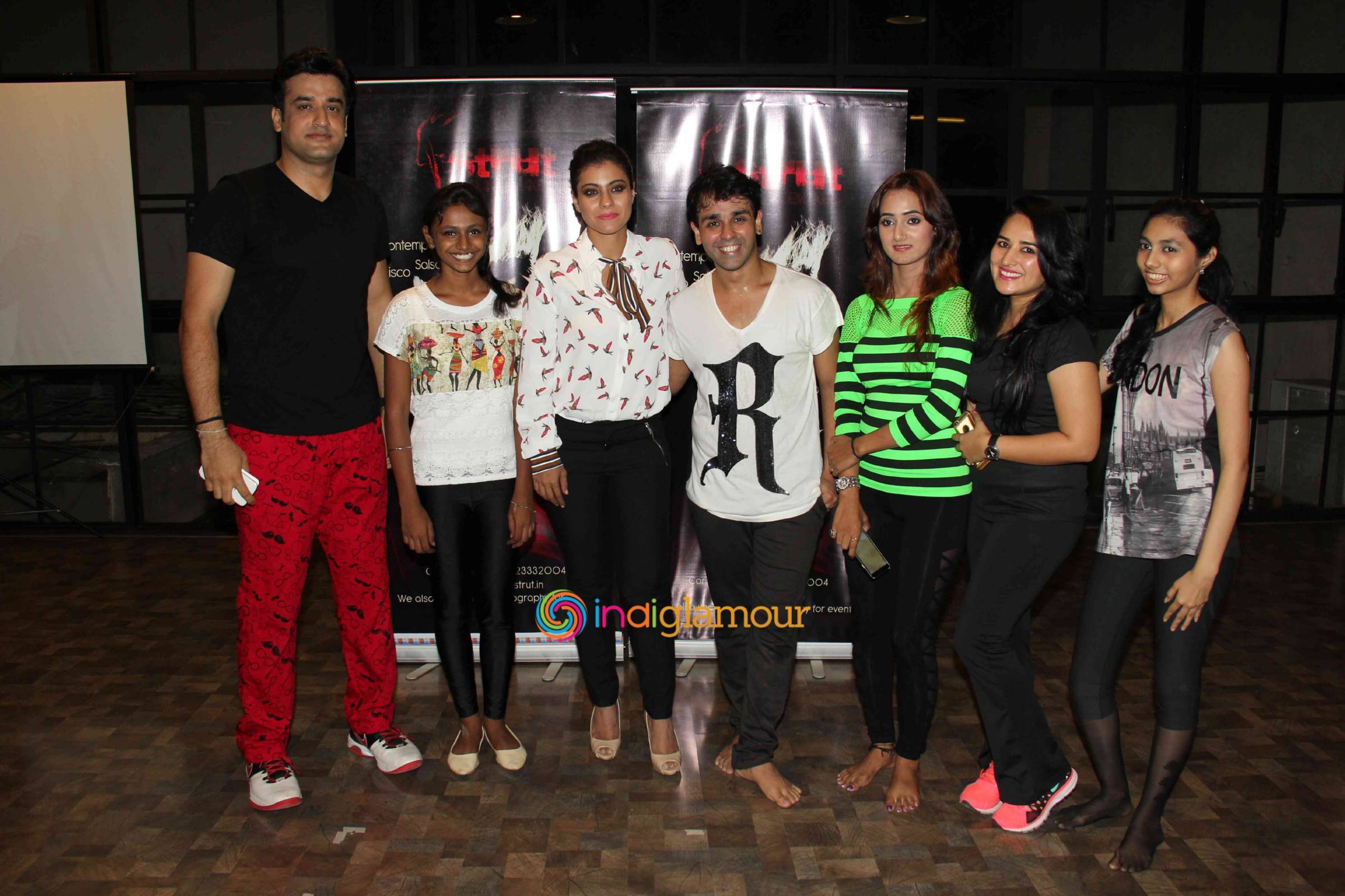 Kajol Attends Dance Finale of Strut Academy Event hd photo