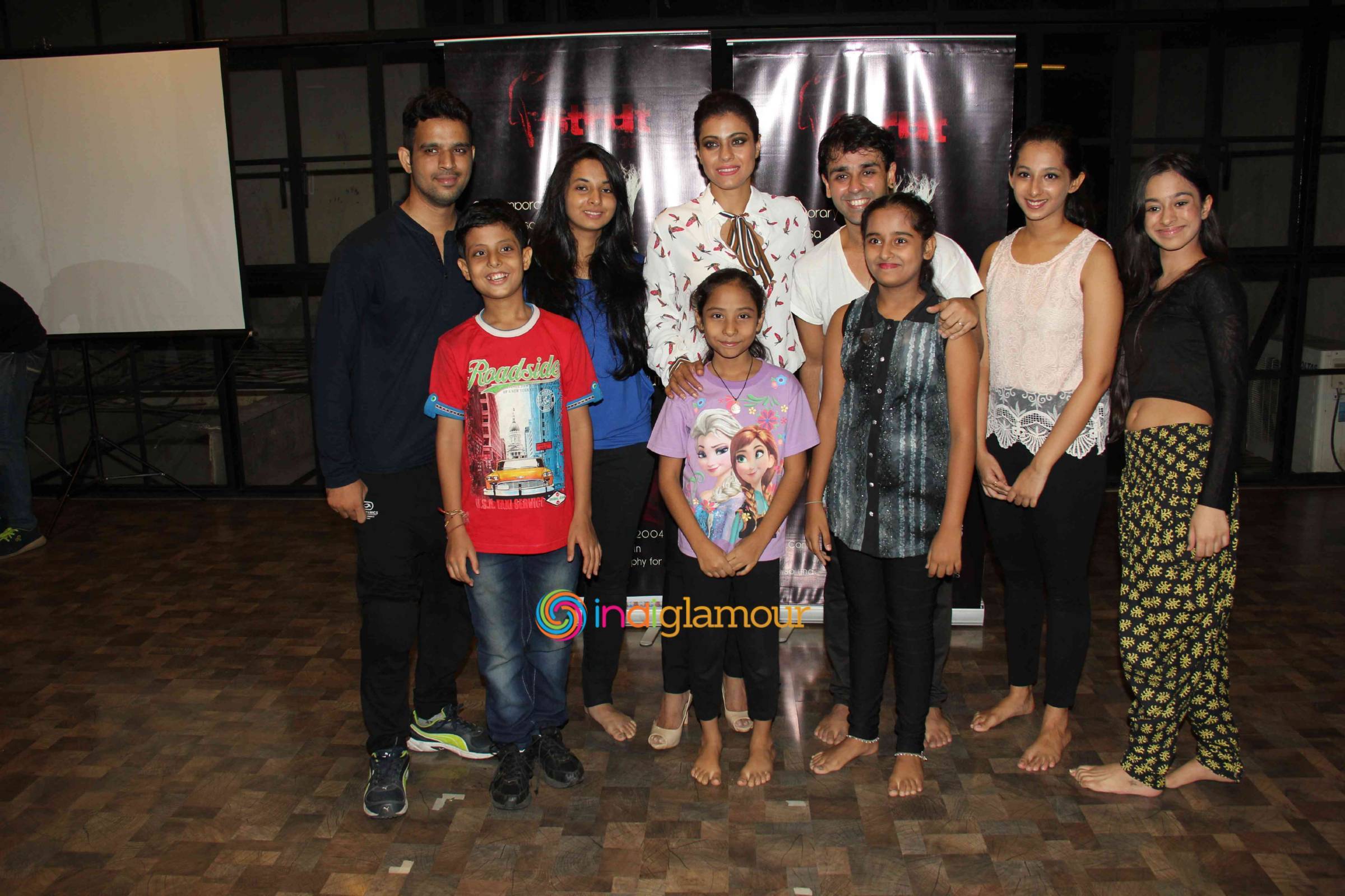 Kajol Attends Dance Finale of Strut Academy Event hd photo