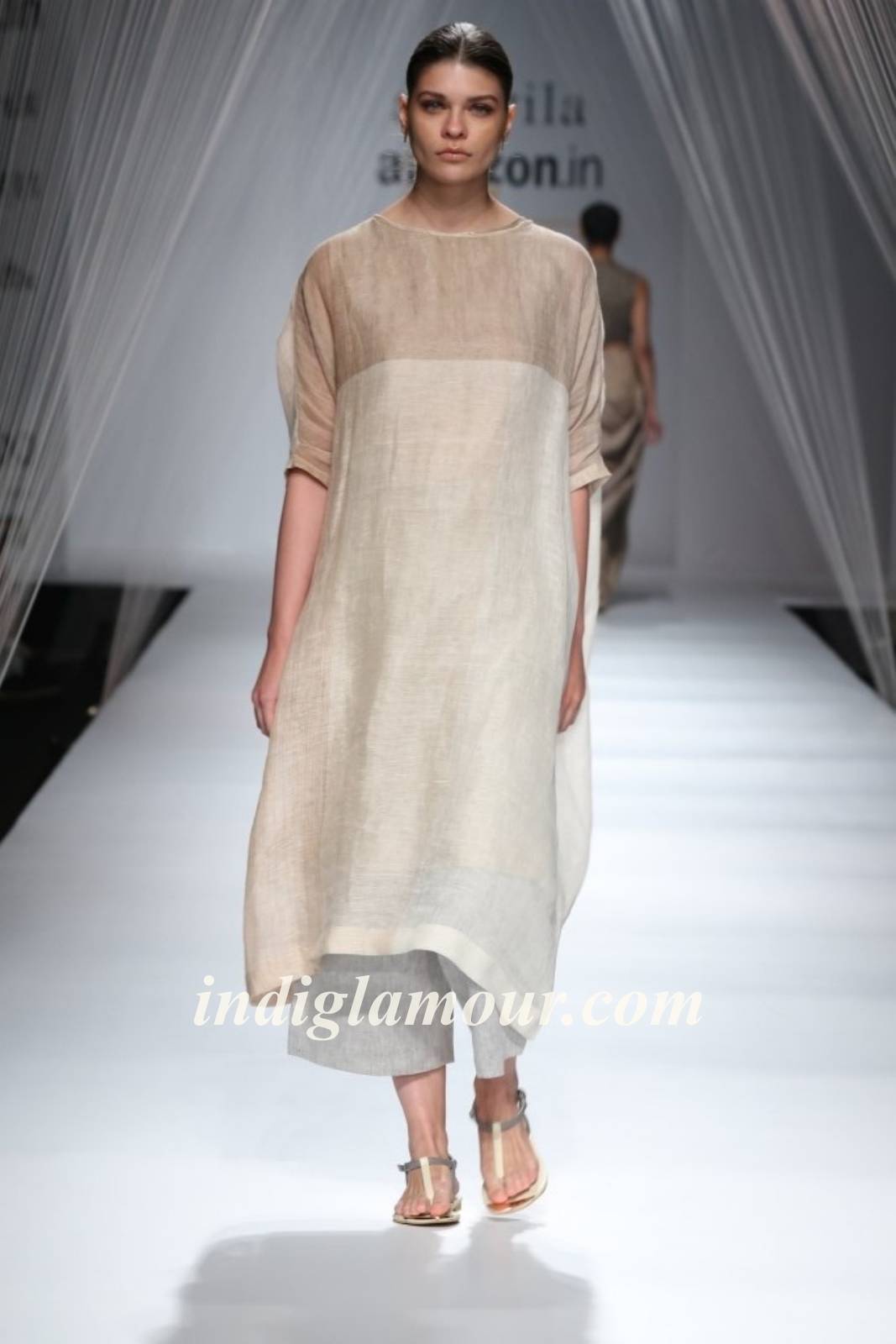 Anavila Misra Show at Amazon India Fashion Week Spring Summer 16 Event hd photo