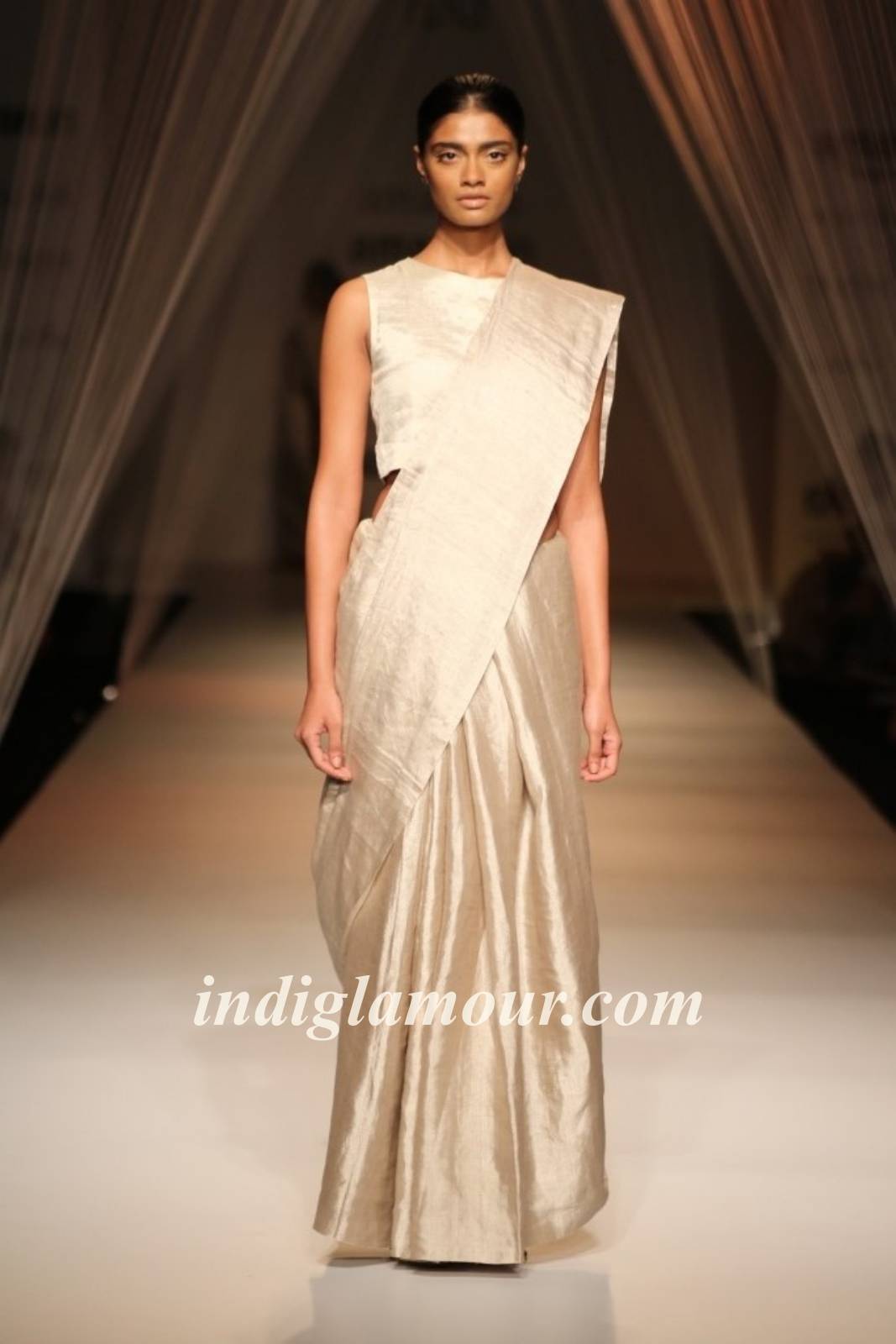 Anavila Misra Show at Amazon India Fashion Week Spring Summer 16 Event hd photo