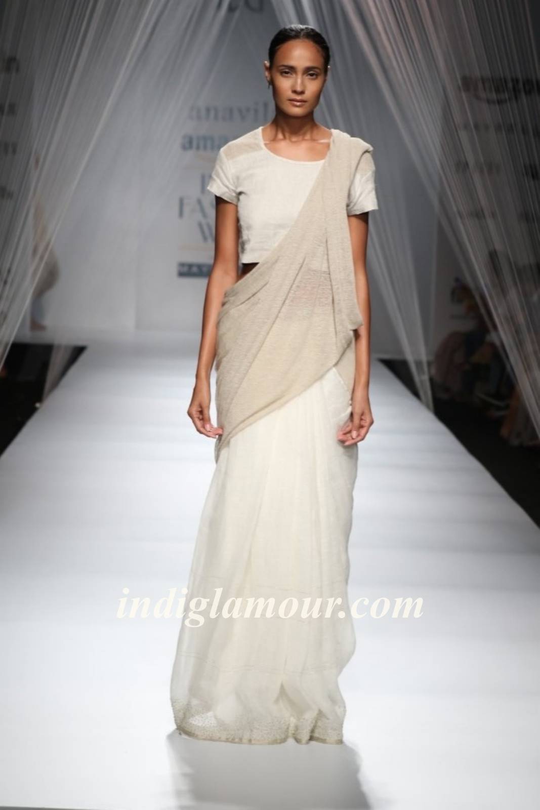 Anavila Misra Show at Amazon India Fashion Week Spring Summer 16 Event hd photo