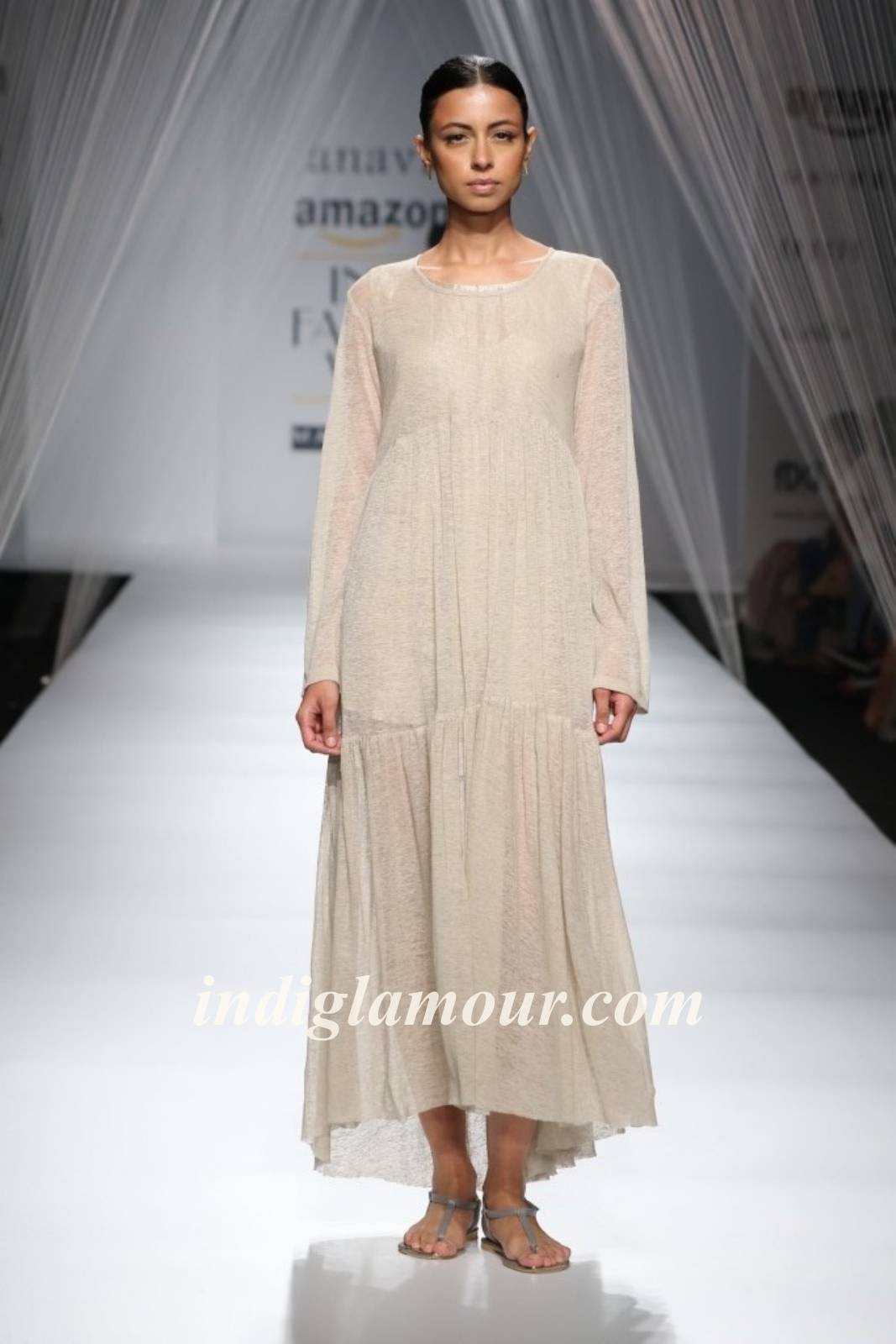Anavila Misra Show at Amazon India Fashion Week Spring Summer 16 Event hd photo