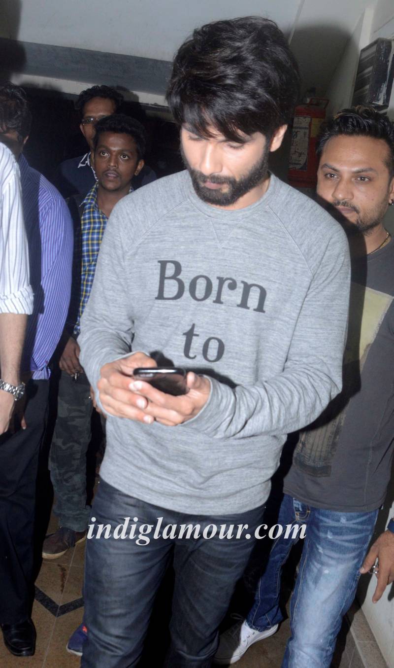 Shahid Kapoor and Alia Bhatt Launches Song of Shaandaar at Red FM Event hd photo
