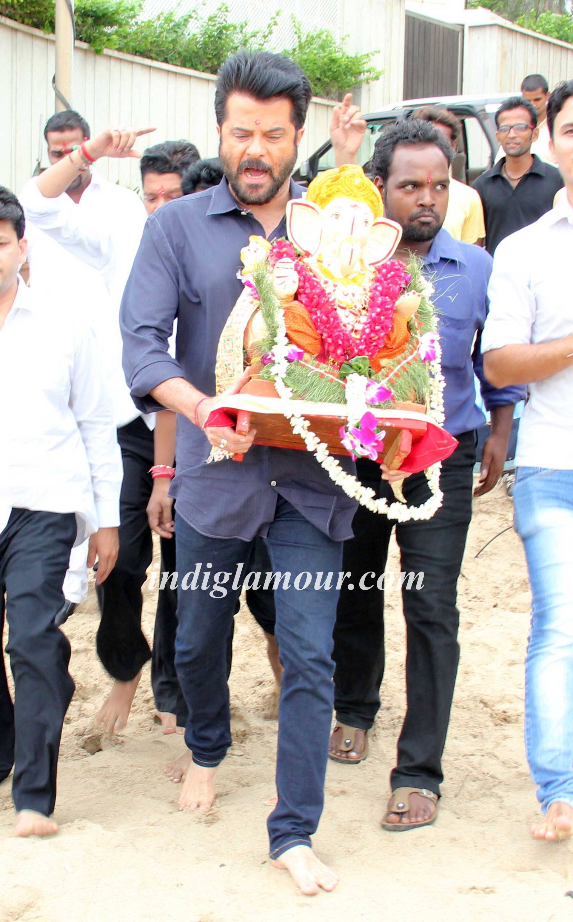 Anil Kapoor Celebrates Ganpati Visarjan Event hd photo