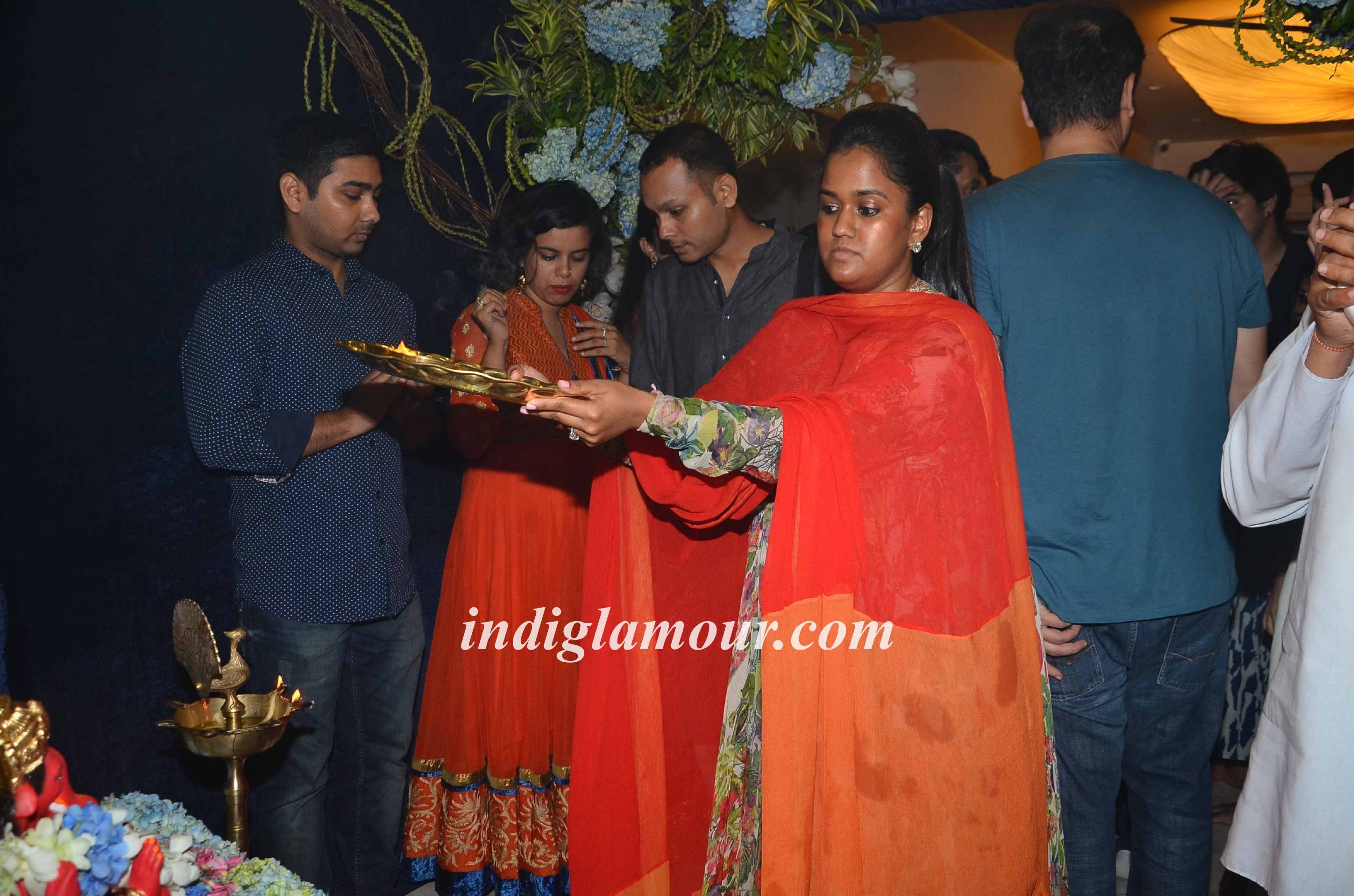 Salman Khan and Family Celebrates Ganpati Visarjan and Aarti Event hd photo