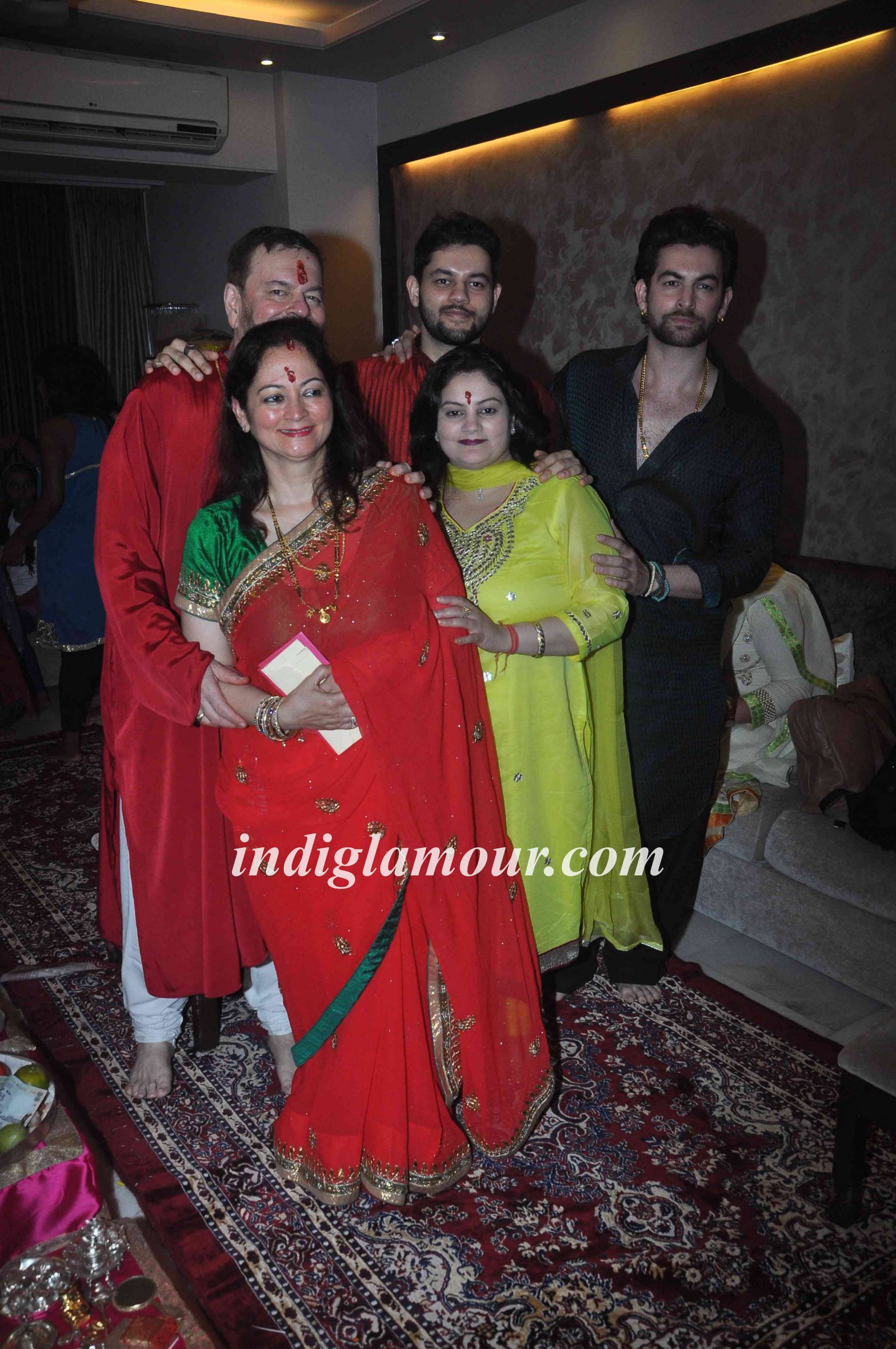 Neil Nitin Mukesh Celebrates Ganesh Festival Event hd photo