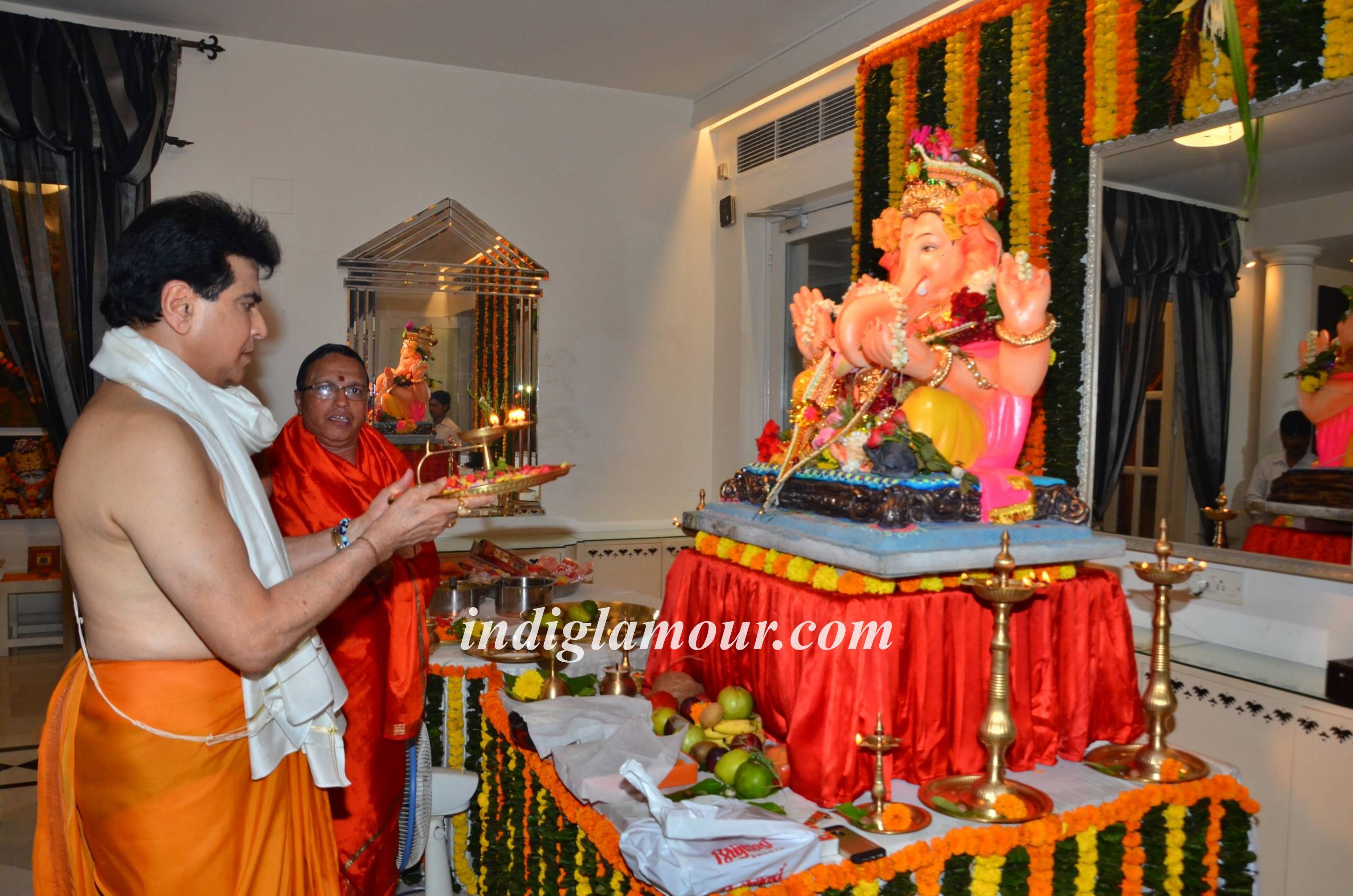 Ganpati Celebrations at Jeetendra House Event hd photo