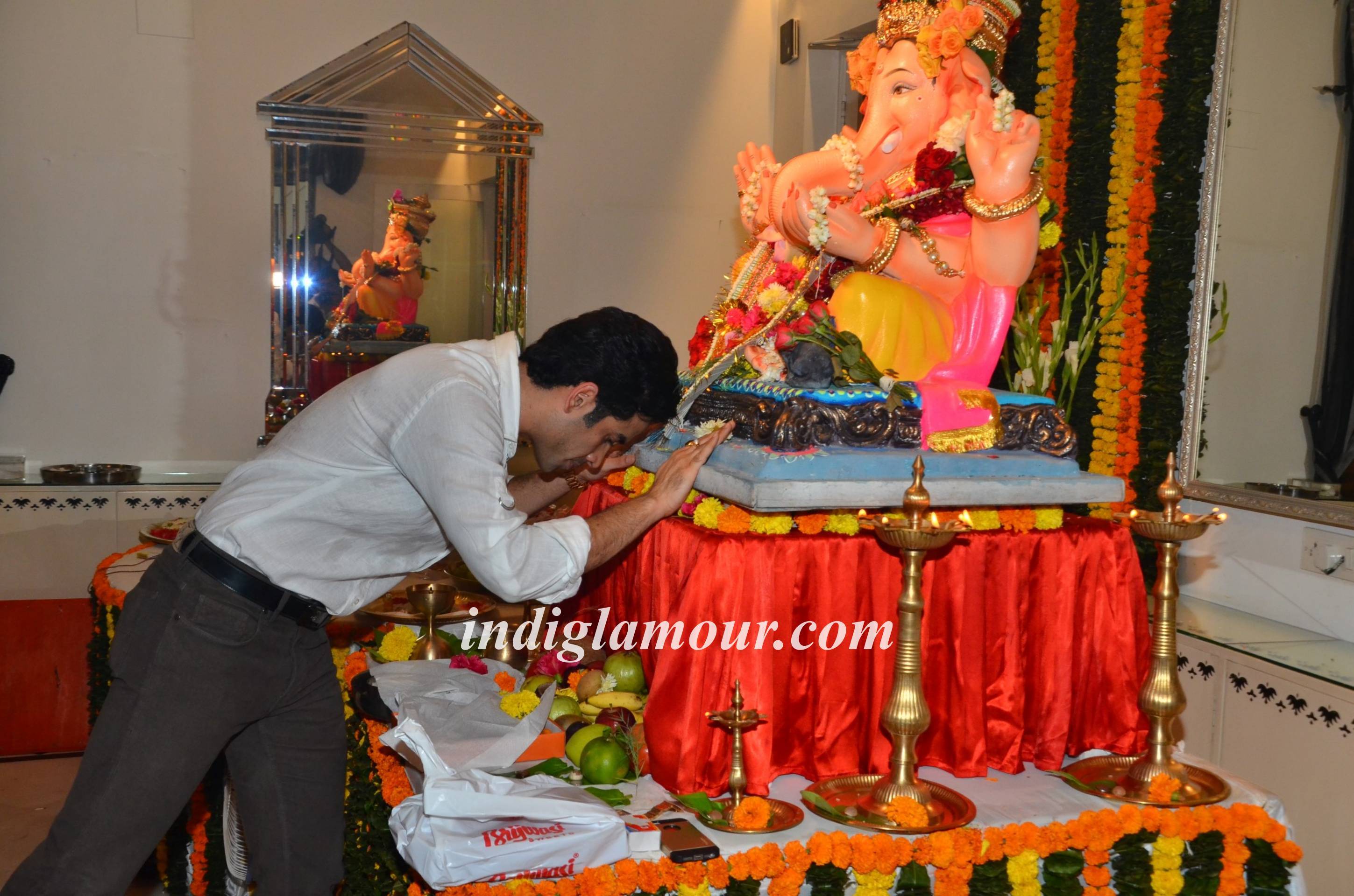 Ganpati Celebrations at Jeetendra House Event hd photo