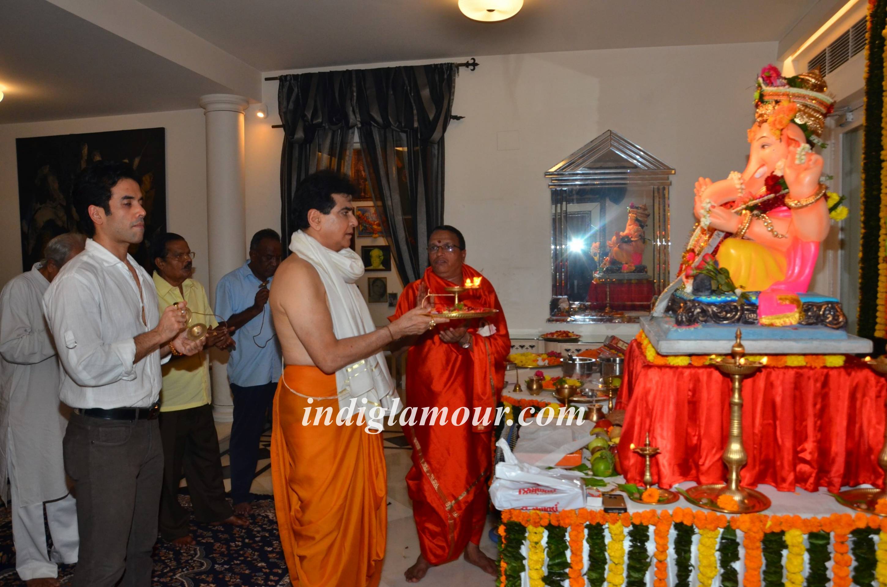 Ganpati Celebrations at Jeetendra House Event hd photo
