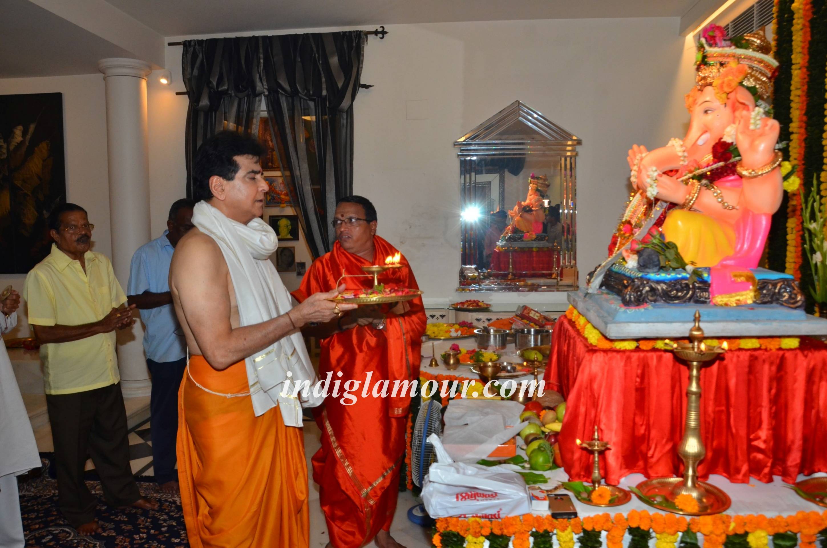 Ganpati Celebrations at Jeetendra House Event hd photo