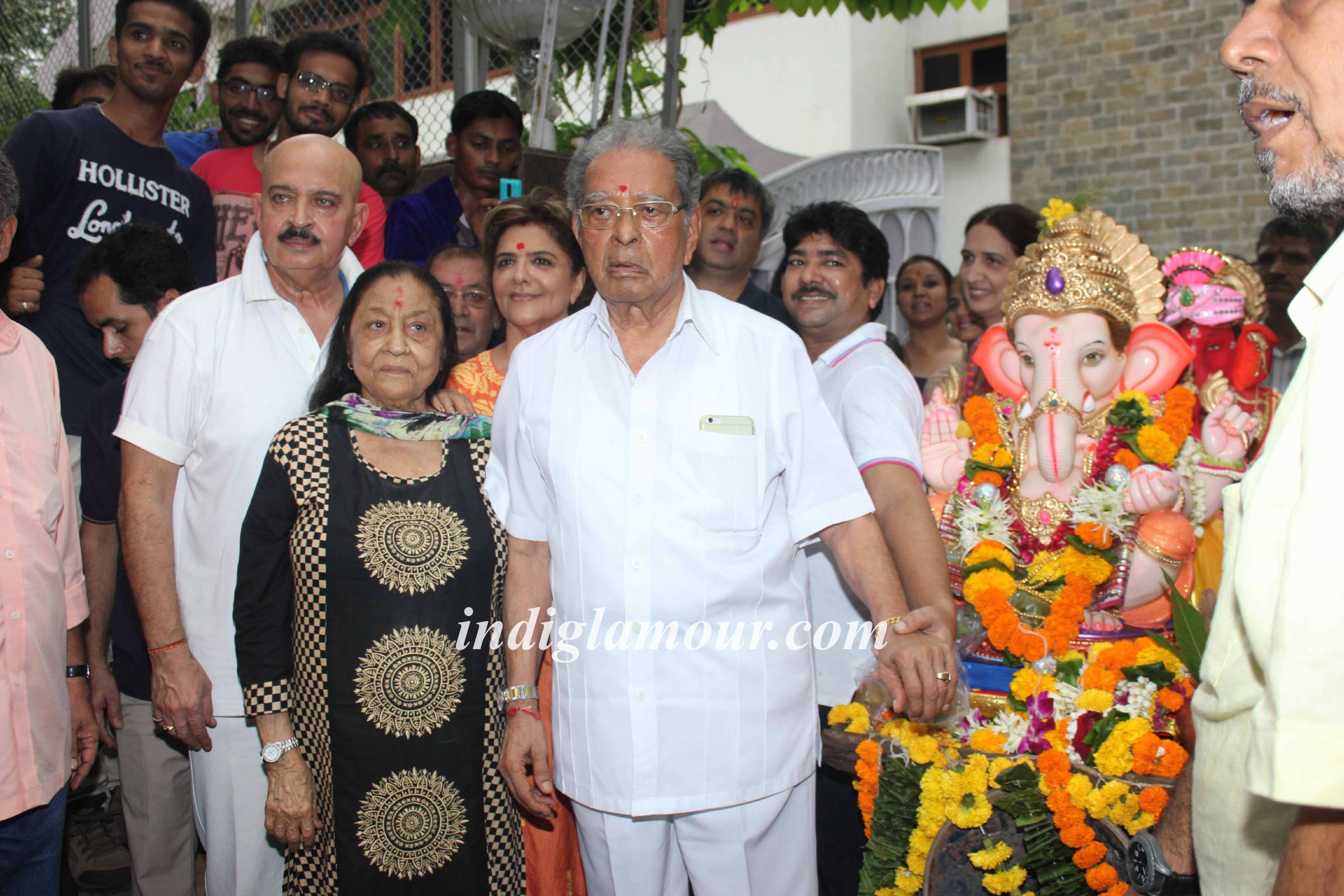 Rakesh Roshan Celebrates Ganpati Visarjan Event hd photo