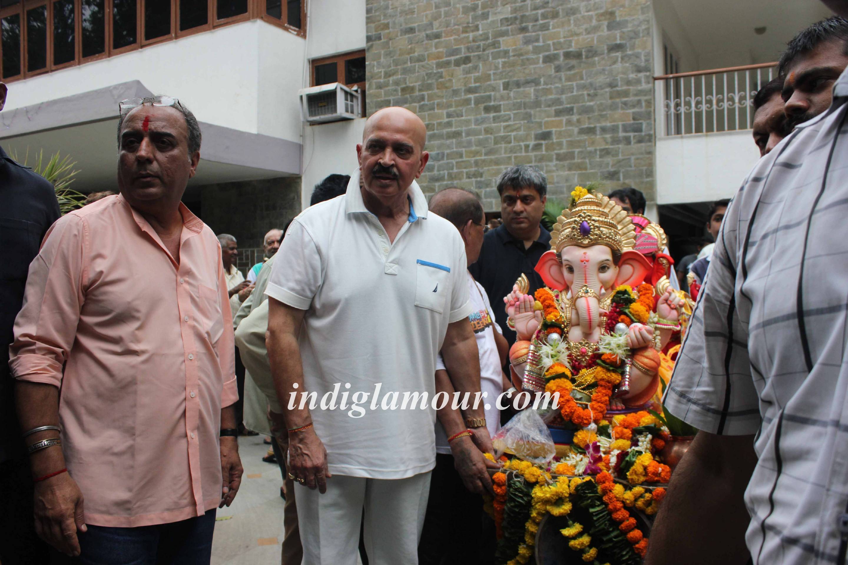 Rakesh Roshan Celebrates Ganpati Visarjan Event hd photo