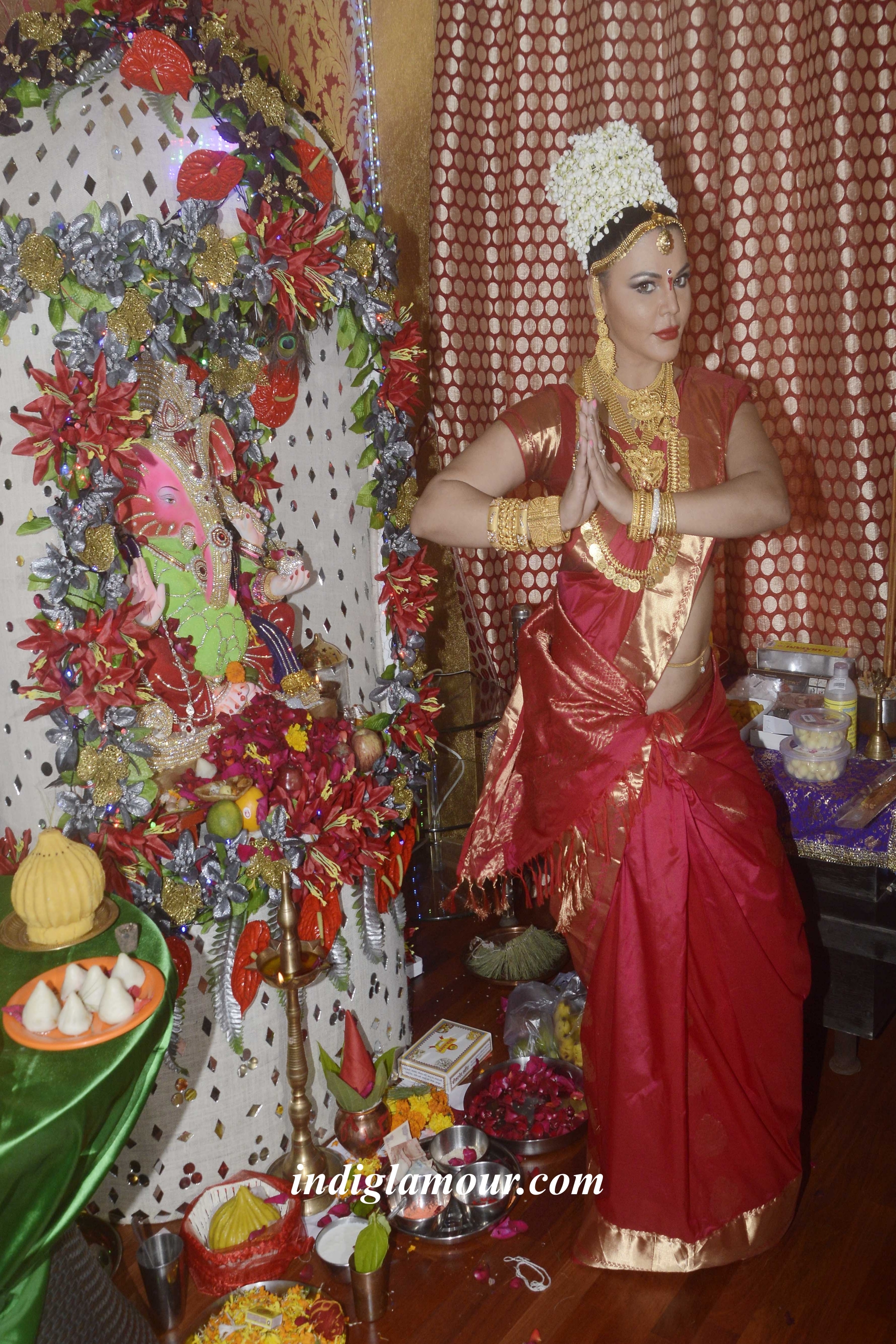 Rakhi Sawant Celebrates Ganesh Festival Event hd photo