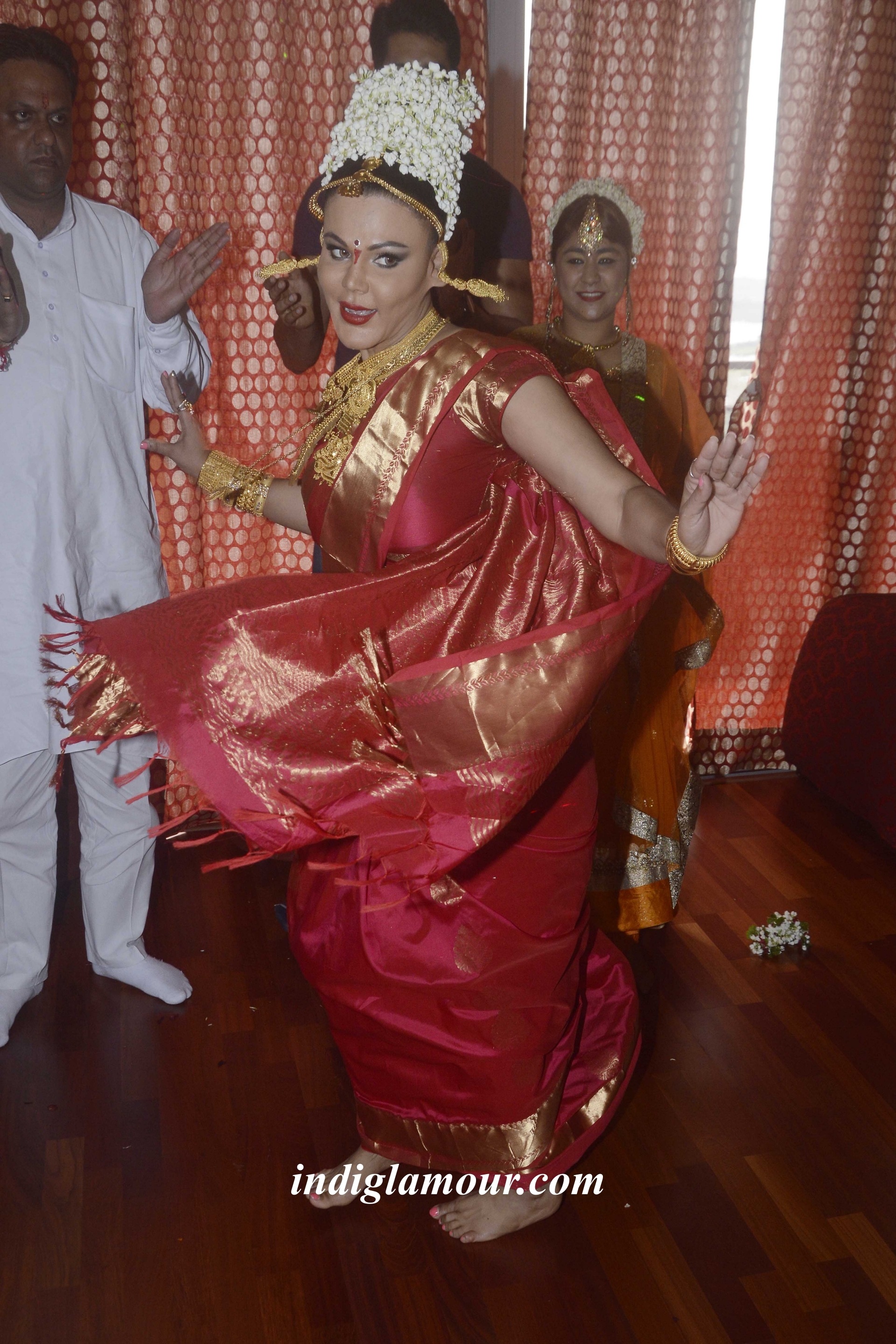 Rakhi Sawant Celebrates Ganesh Festival Event hd photo