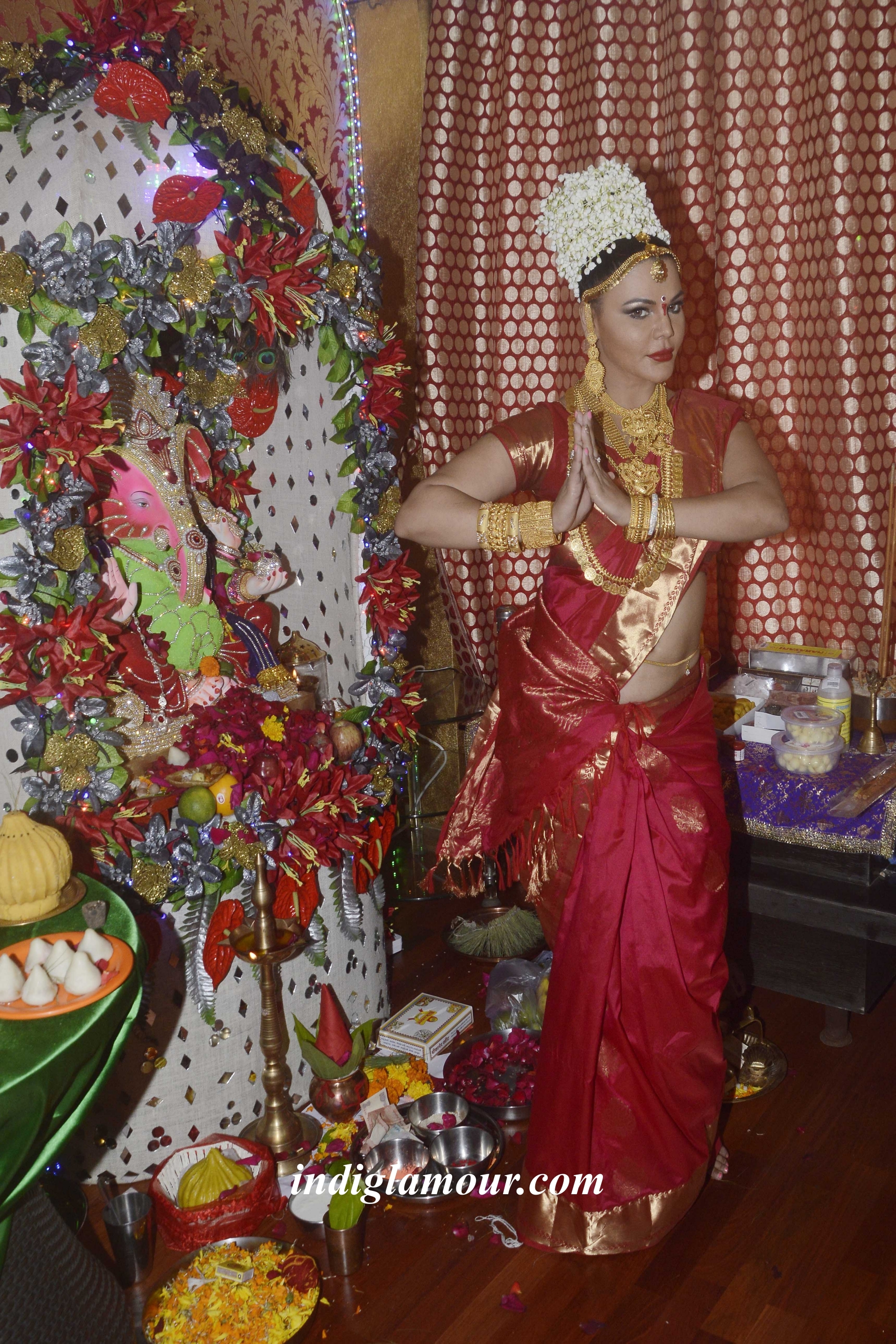 Rakhi Sawant Celebrates Ganesh Festival Event hd photo