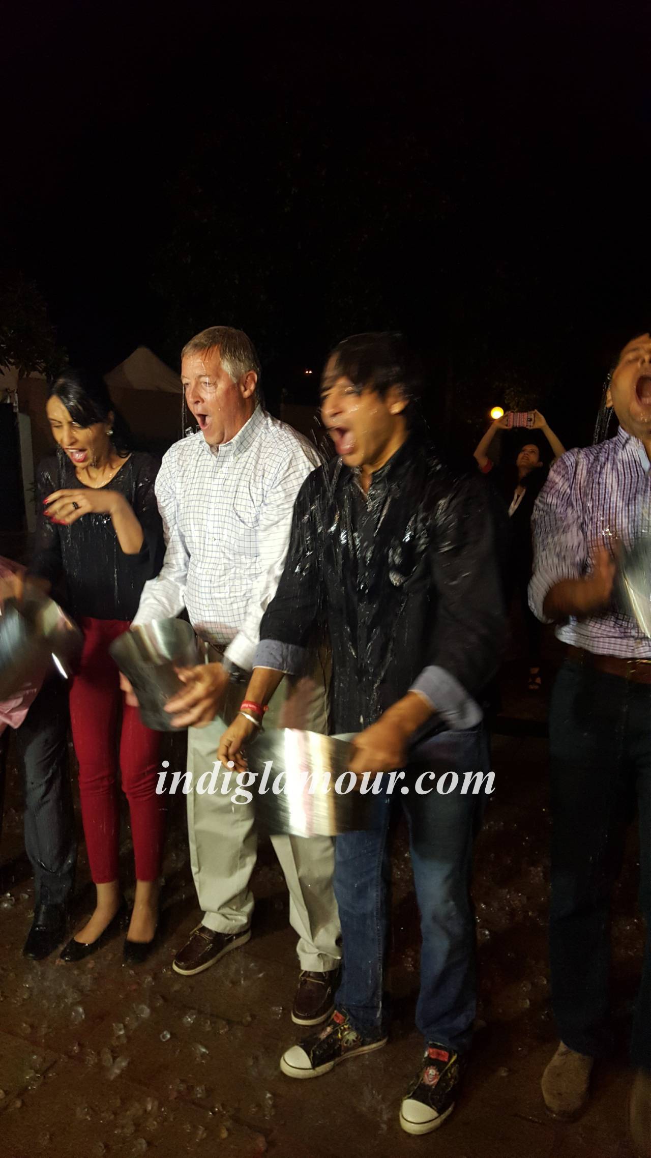 Vivek Oberoi Takes on ALS Ice Bucket Challenge Event hd photo