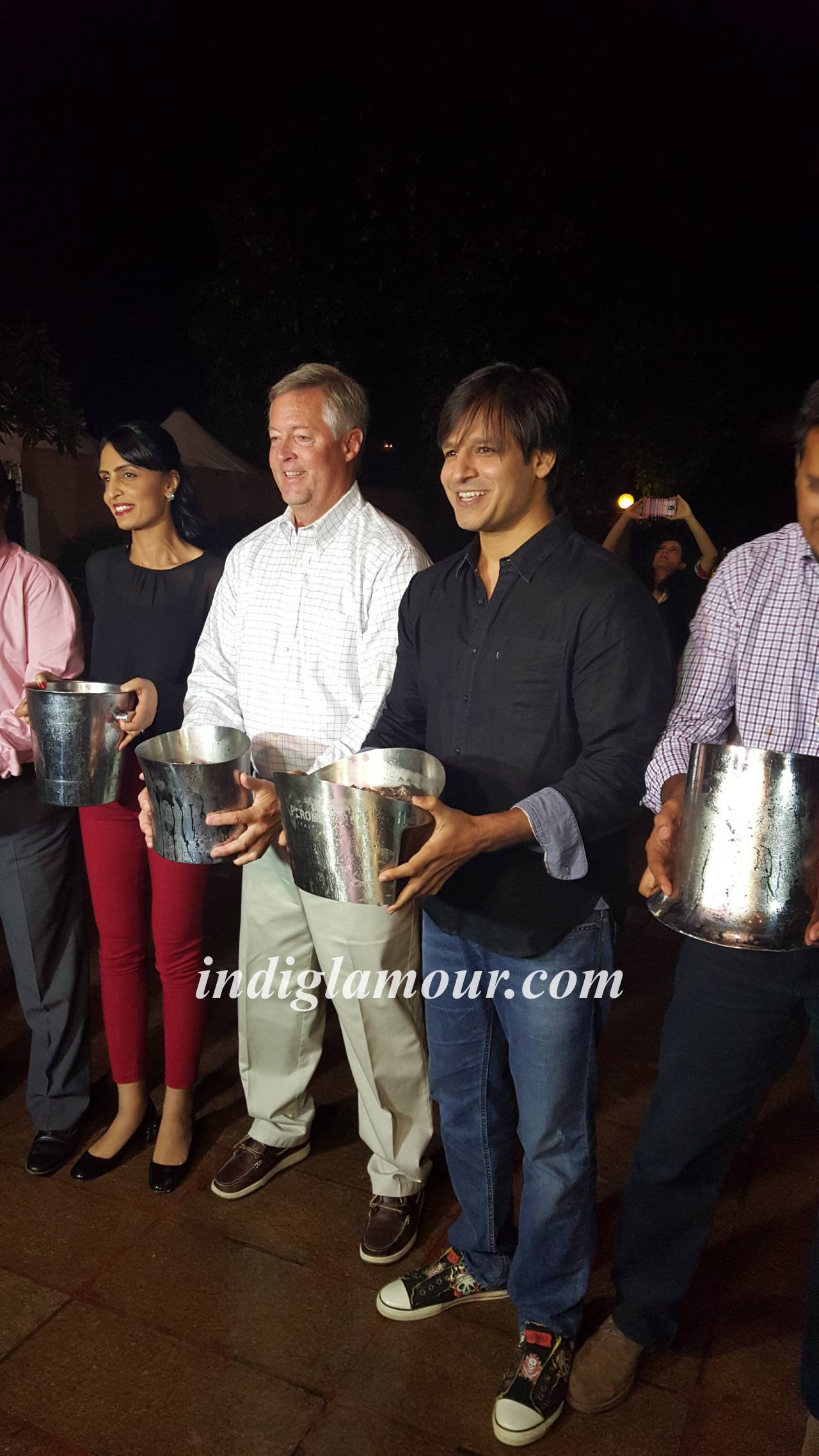 Vivek Oberoi Takes on ALS Ice Bucket Challenge Event hd photo