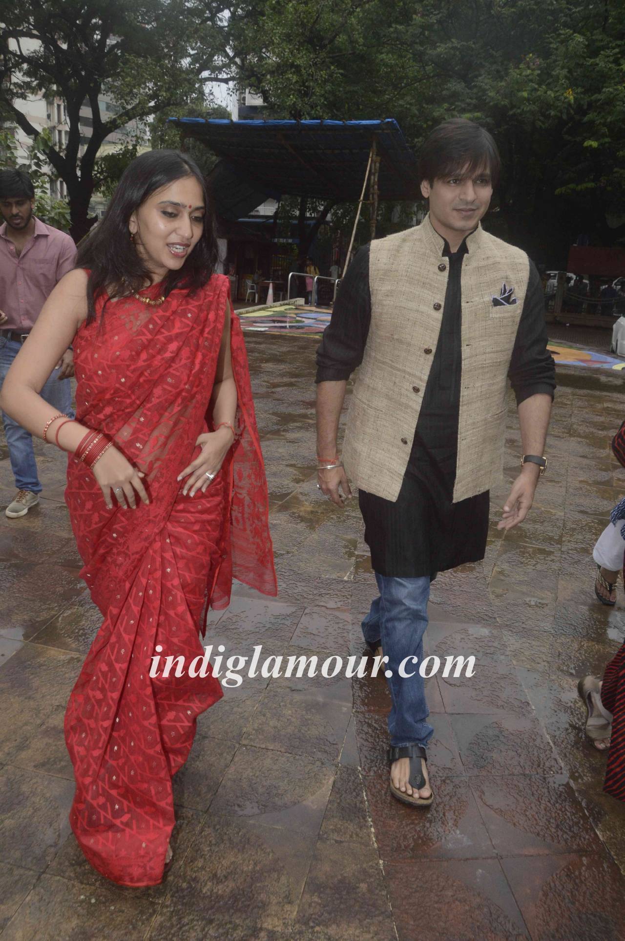 Vivek Oberoi Visits Siddhivinayak Temple Event hd photo