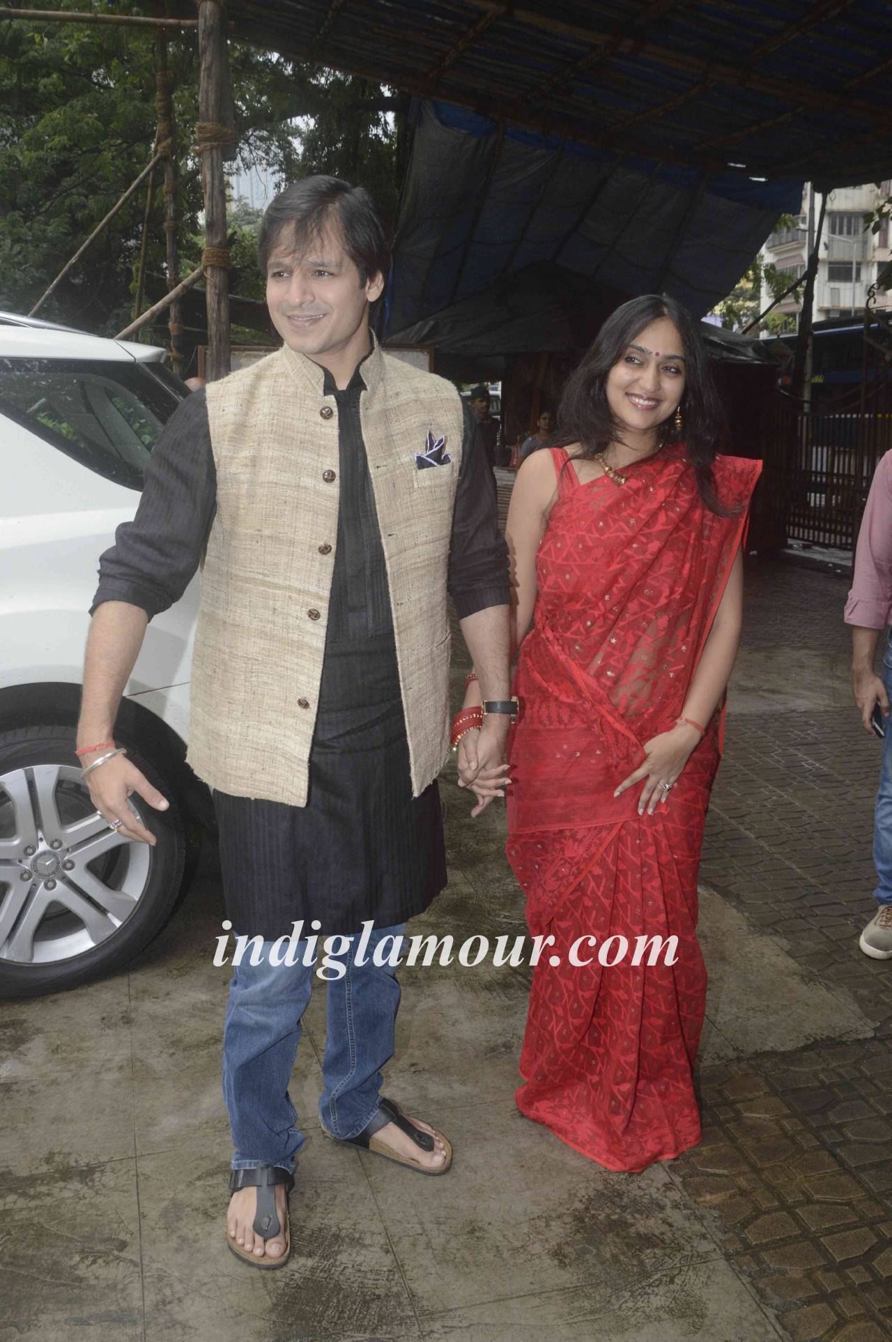 Vivek Oberoi Visits Siddhivinayak Temple Event hd photo