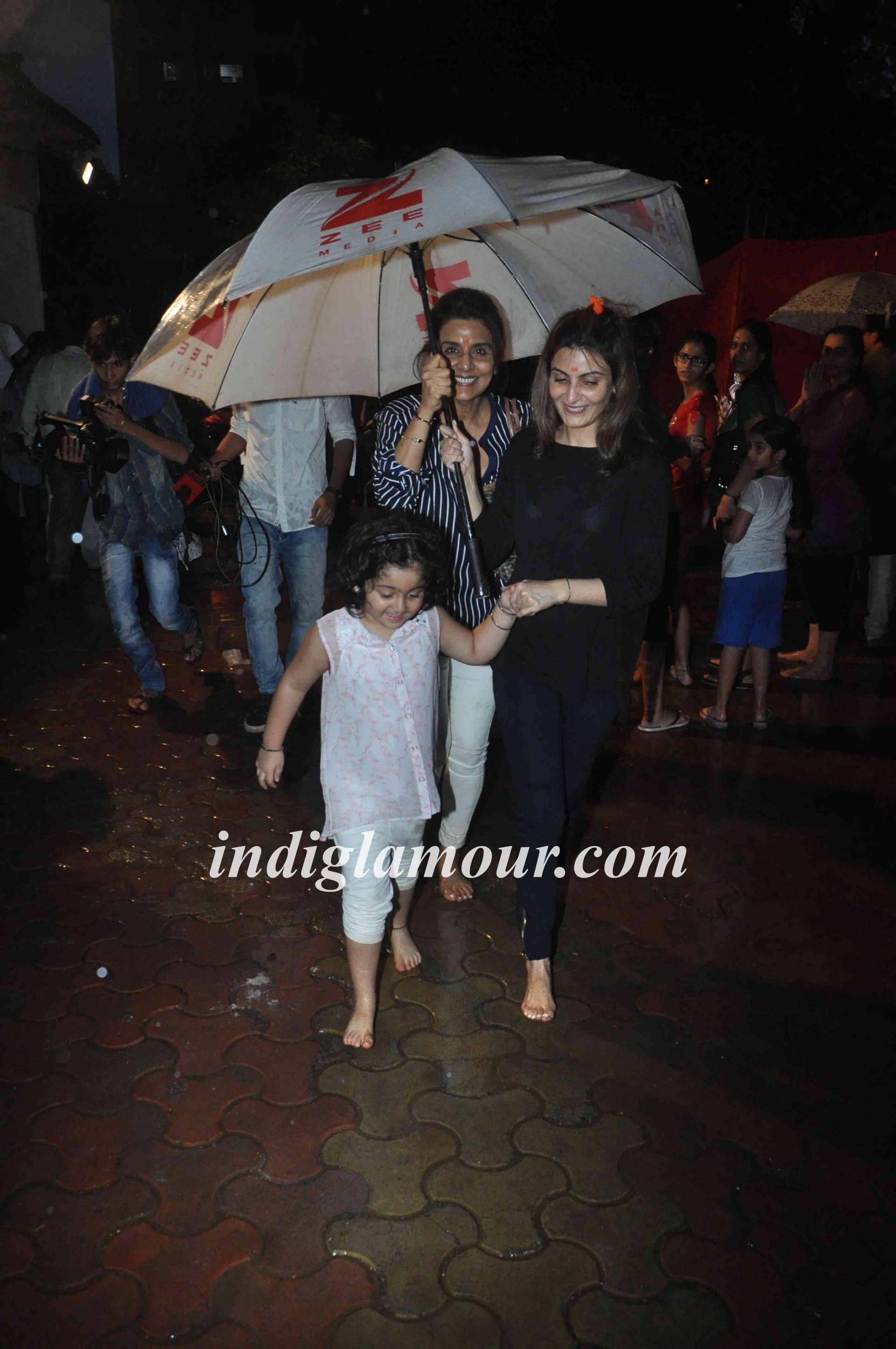 Rishi Kapoor Celebrates Ganpati Visarjan Event hd photo