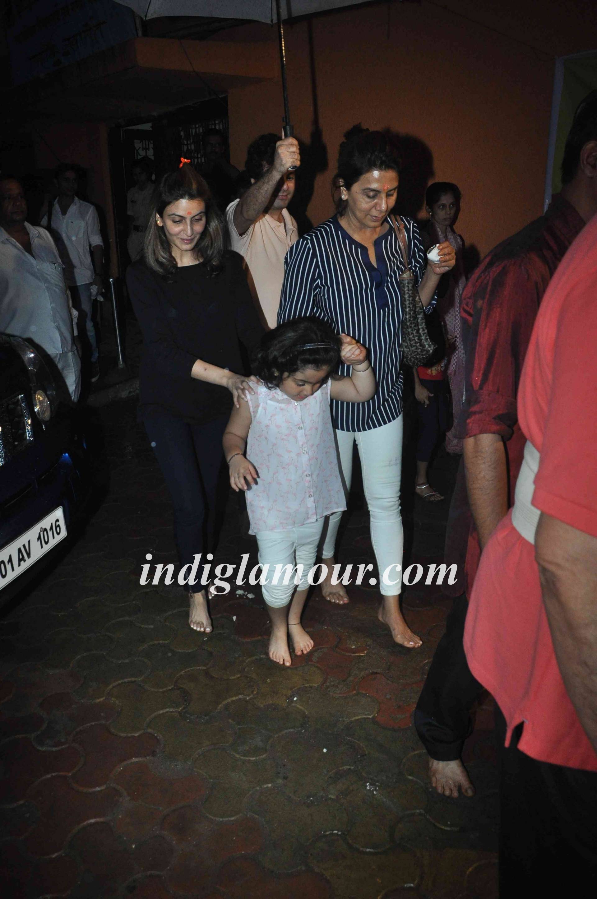 Rishi Kapoor Celebrates Ganpati Visarjan Event hd photo
