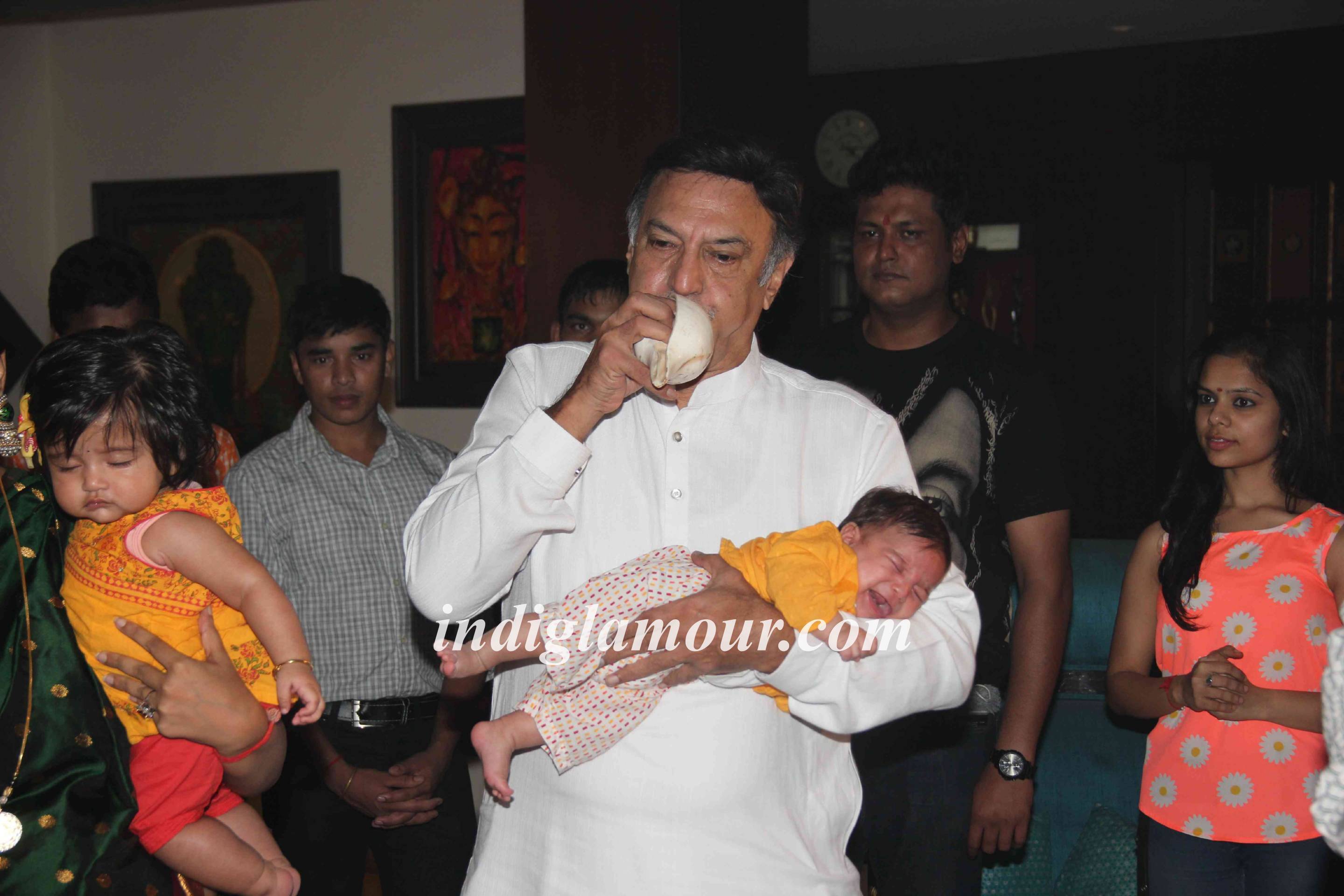 Vivek Oberoi Celebrates Ganpati Visarjan Event hd photo