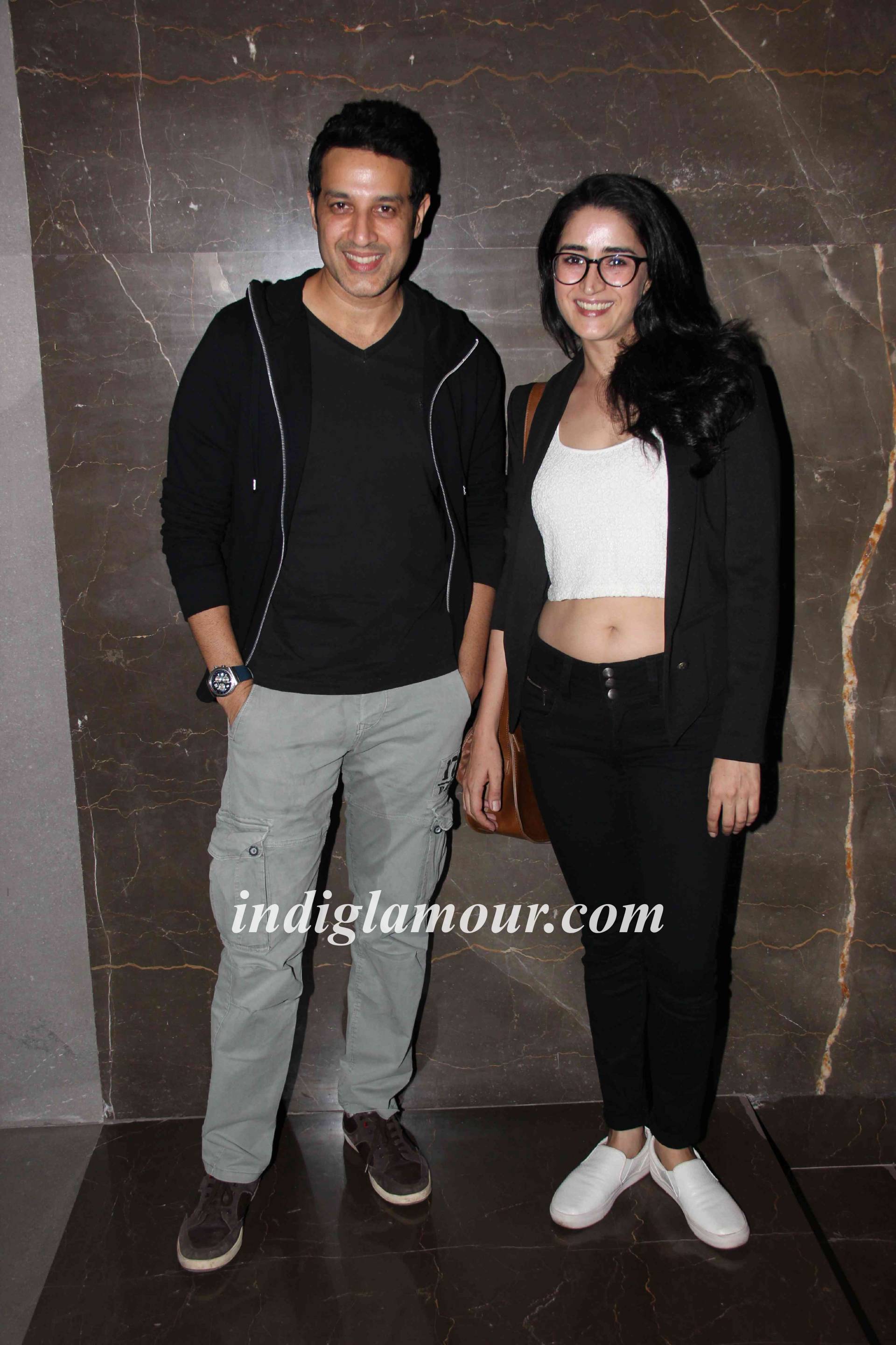 Screening of Movie The Intern a fun Cinemas Andheri Event hd photo
