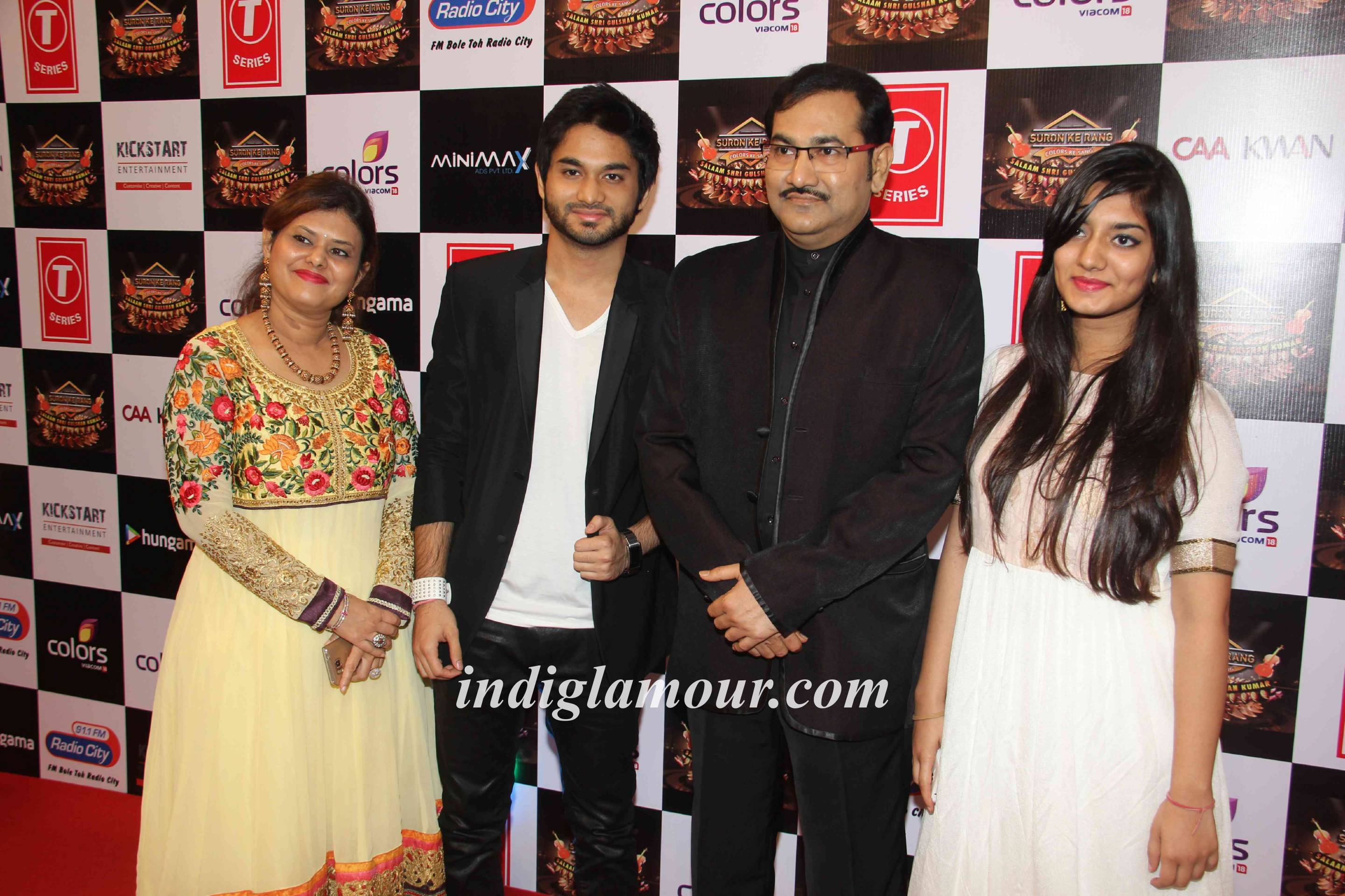 Suron Ke Rang Salaam Shri Gulshan Kumar Red Carpet Event Event hd photo