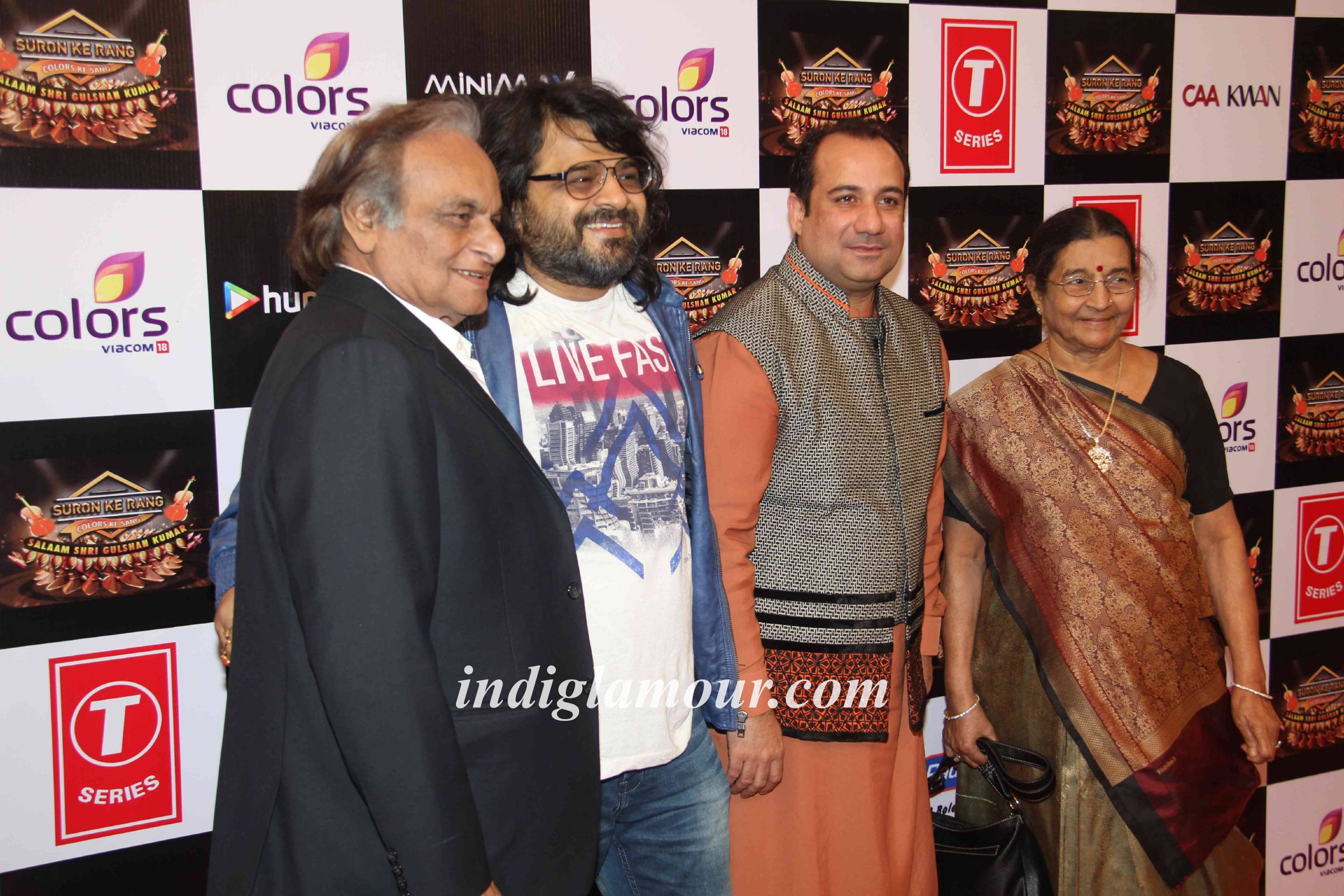 Suron Ke Rang Salaam Shri Gulshan Kumar Red Carpet Event Event hd photo