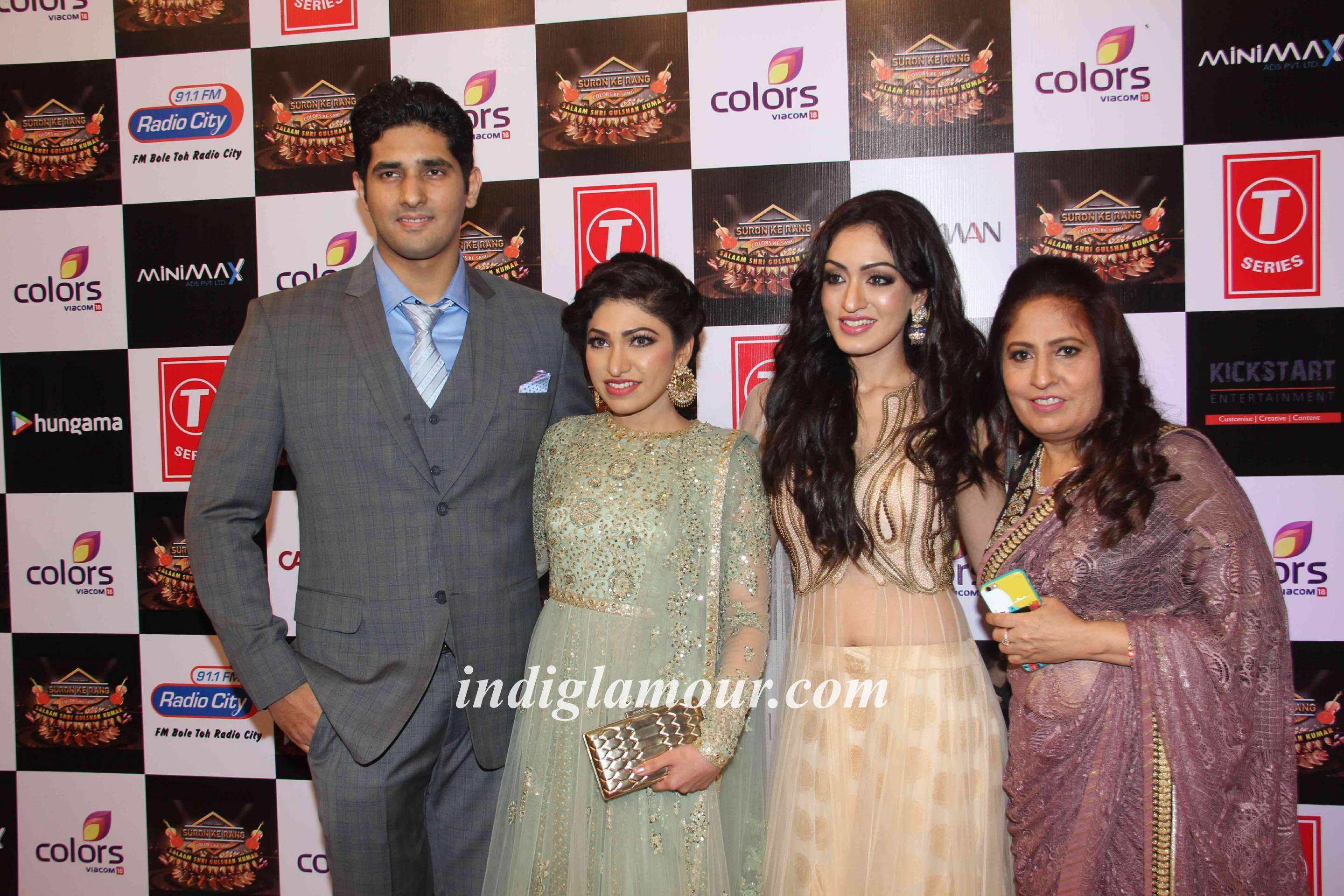 Suron Ke Rang Salaam Shri Gulshan Kumar Red Carpet Event Event hd photo