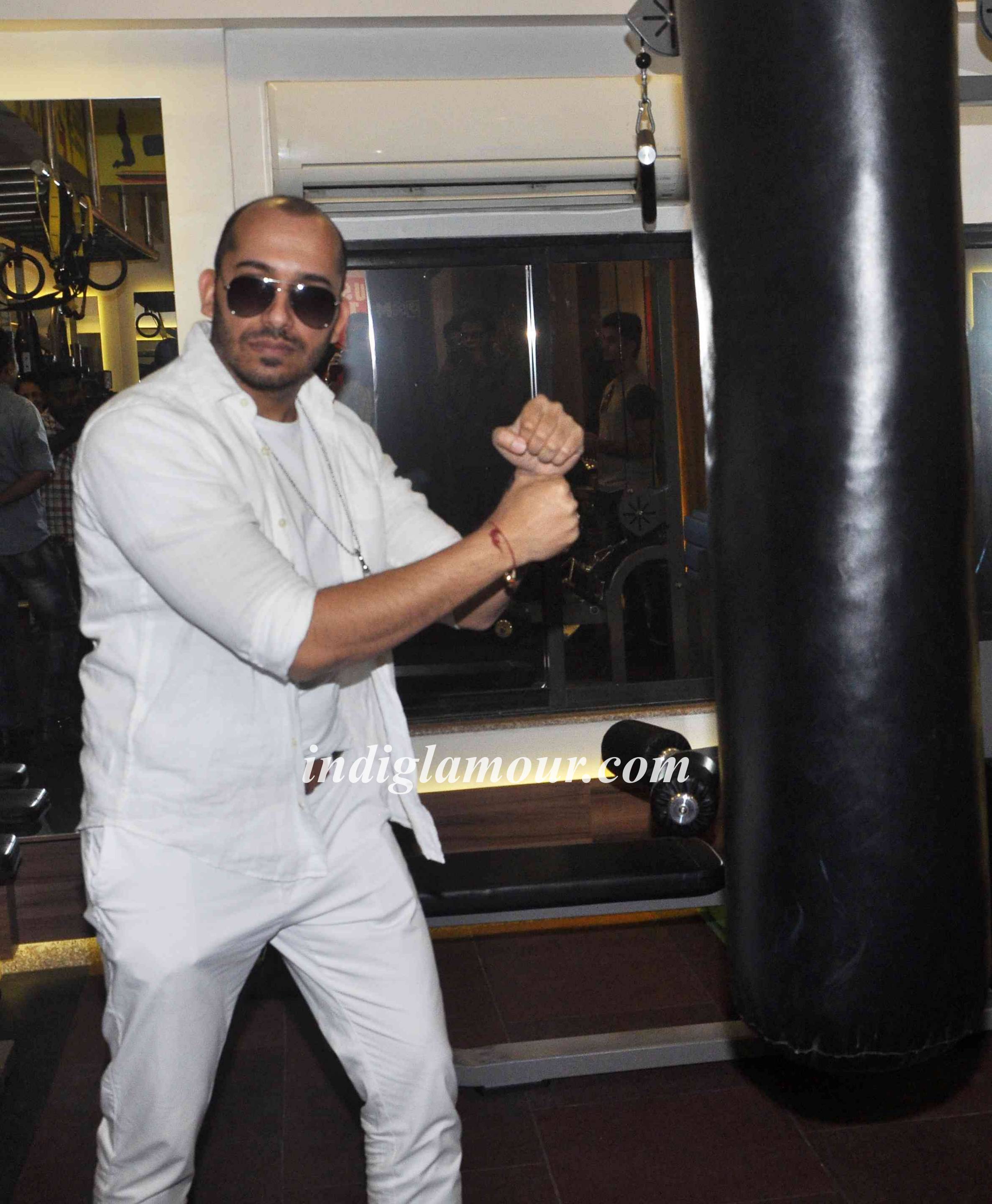 Opening of Muscle Talk Gymnasium Event hd photo
