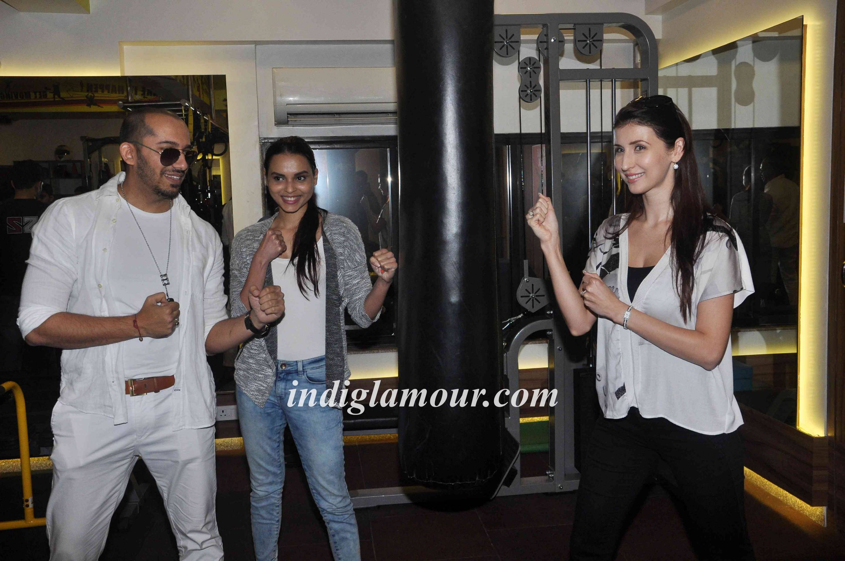 Opening of Muscle Talk Gymnasium Event hd photo