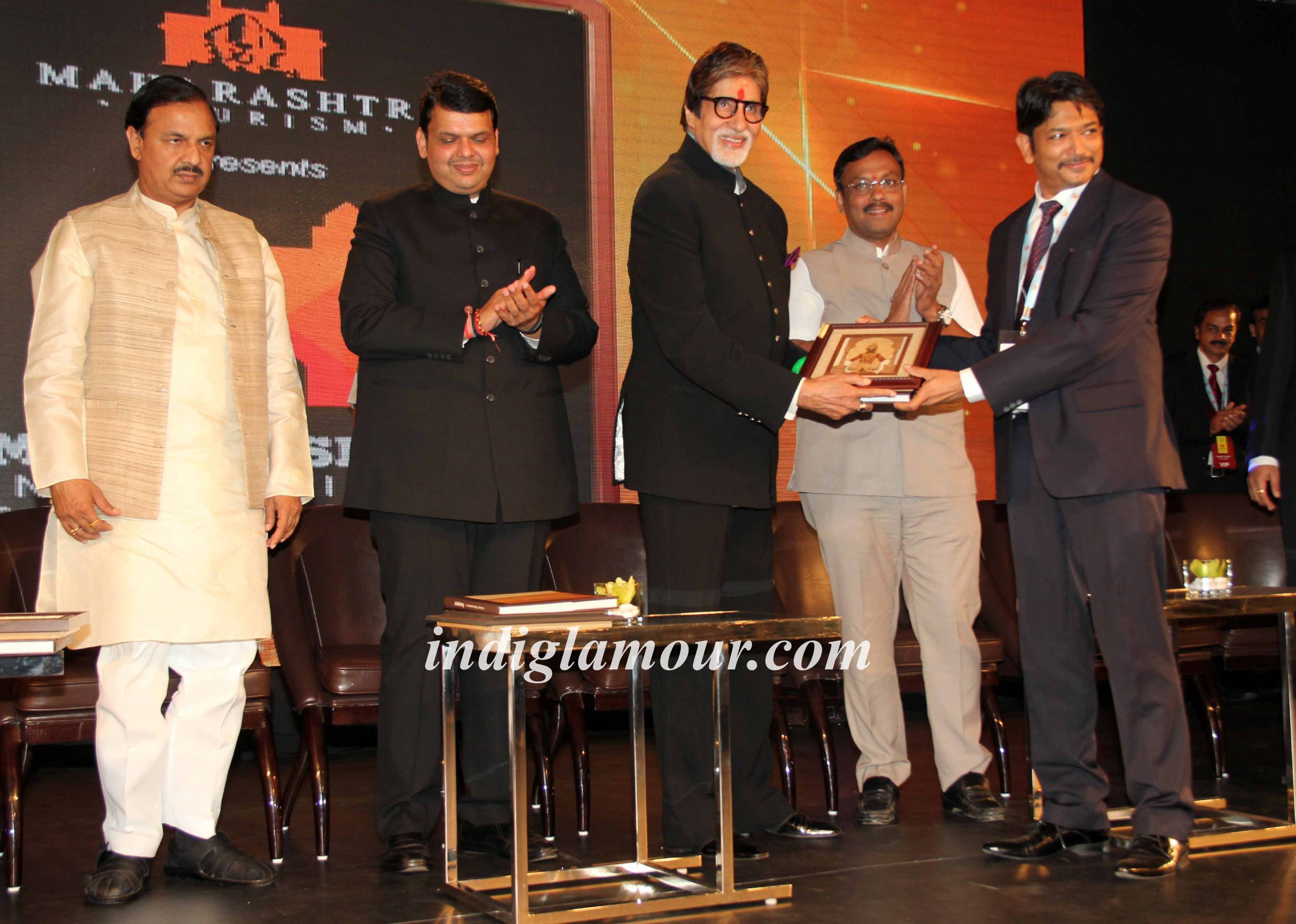 Amitabh Bachchan Lends Support to Maharashtra Tourism Event hd photo