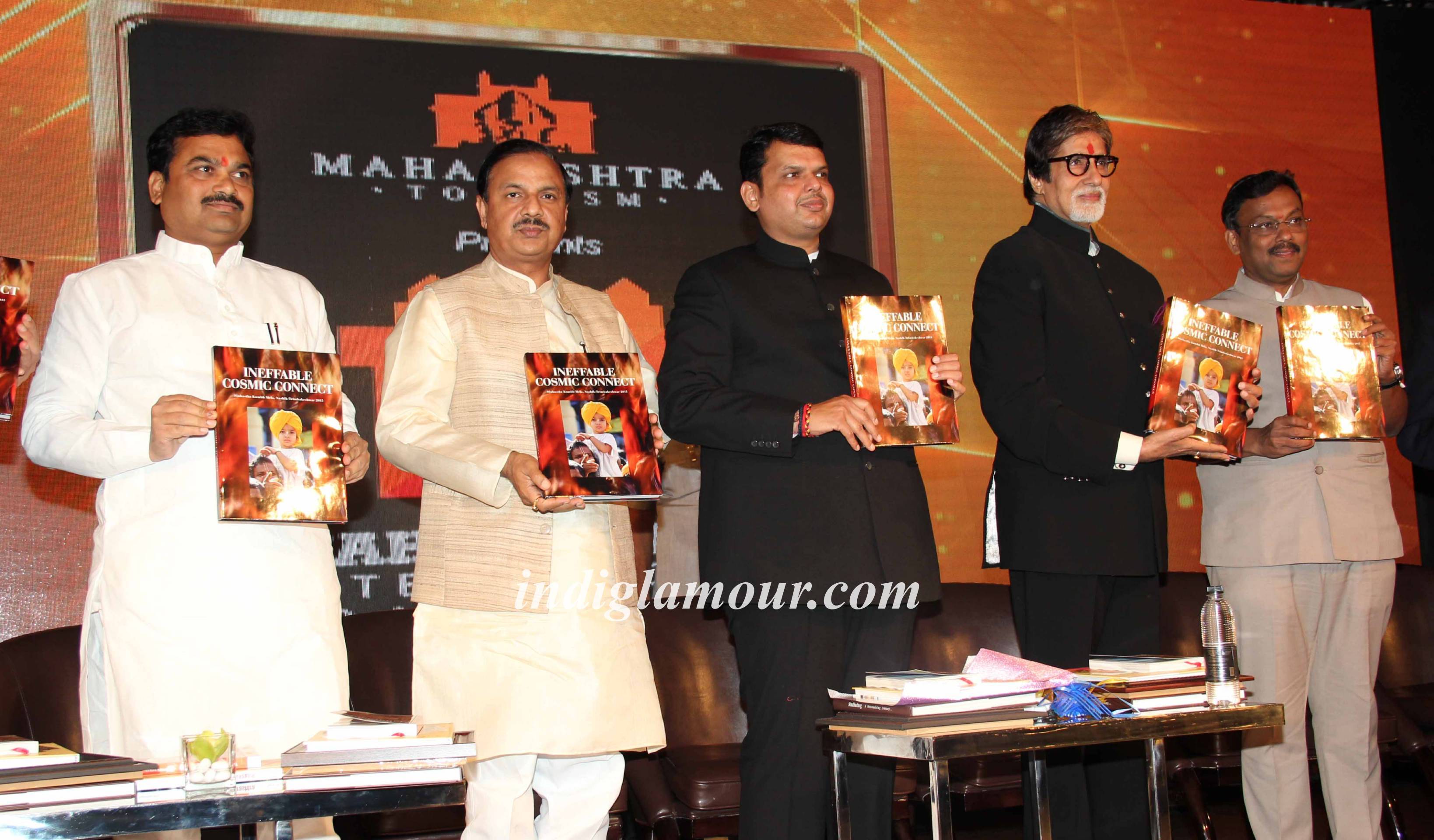 Amitabh Bachchan Lends Support to Maharashtra Tourism Event hd photo