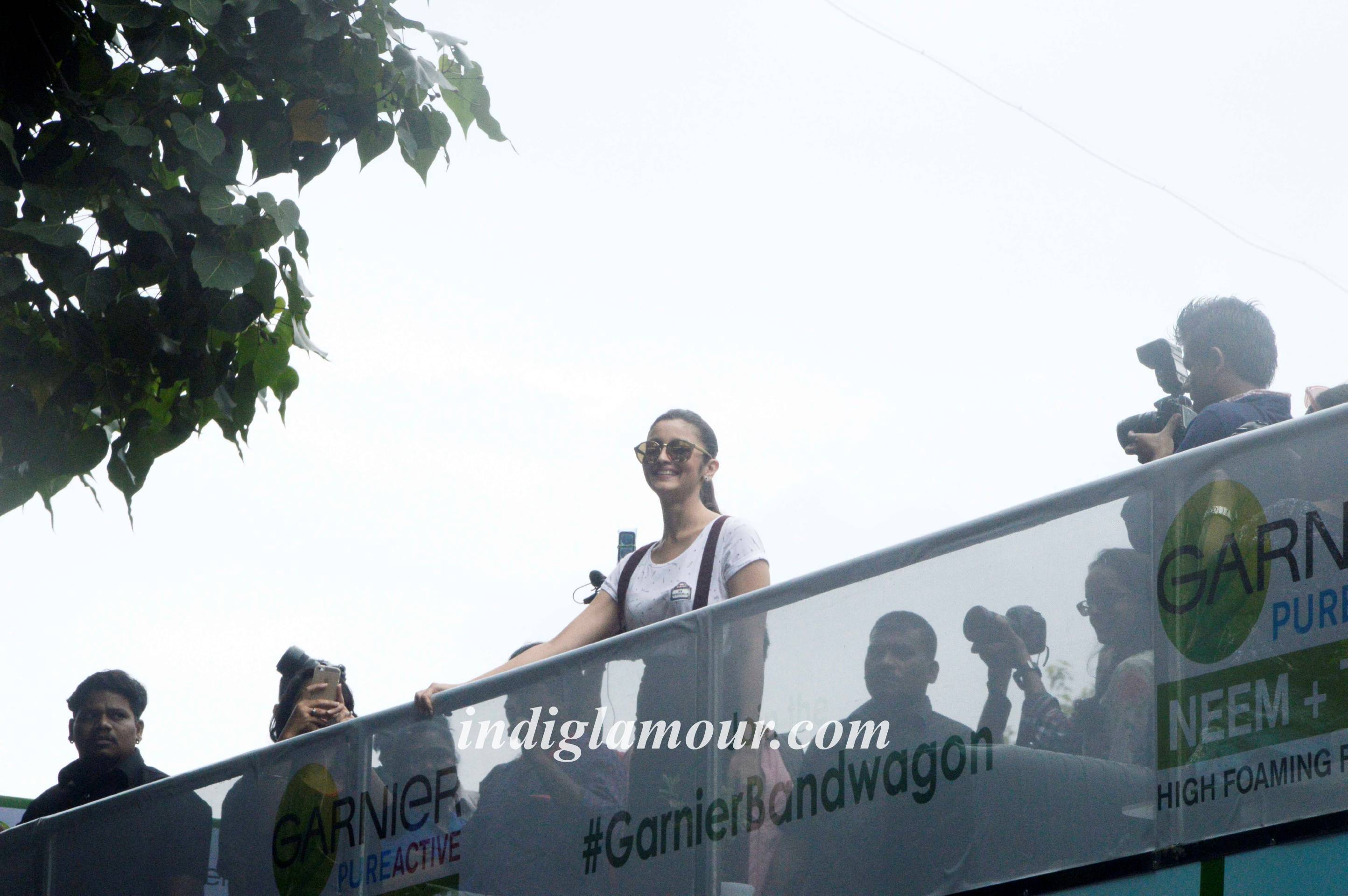 Alia Bhatt Celebrates Success of Garnier PureActive NeemTulsi Face Wash Event hd photo