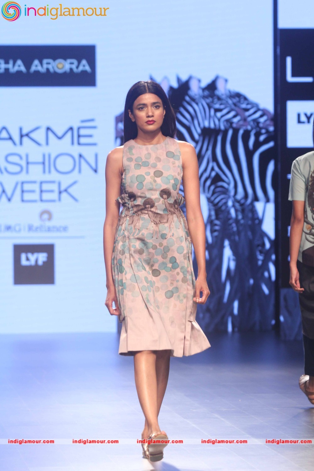 LFW Day 1 Show Design By Sneha Arora Event hd photo