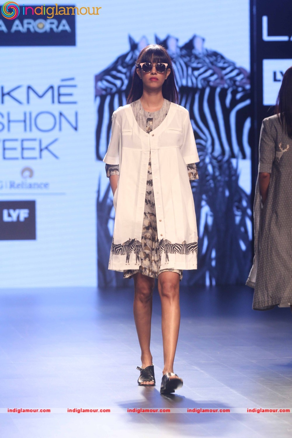 LFW Day 1 Show Design By Sneha Arora Event hd photo