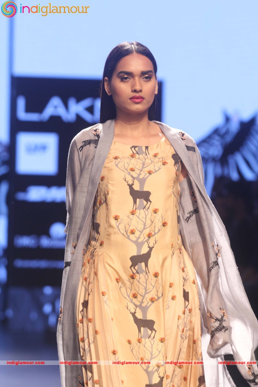 LFW Day 1 Show Design By Sneha Arora Event hd photo